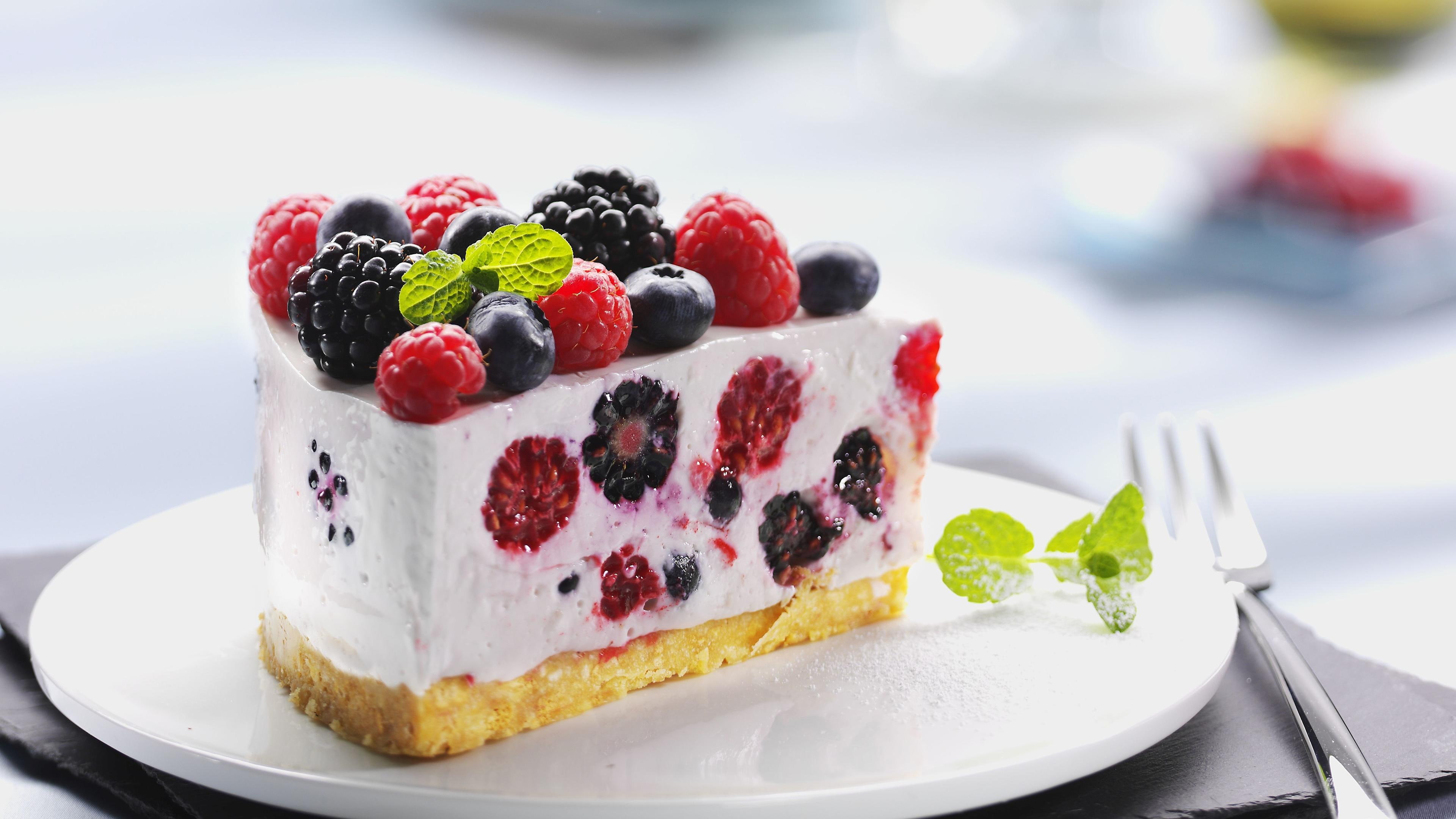 photography, blueberry, 4K, fruits, fruit, 3840x2160, cheesecake, cheese, cake, raspberry, HD Wallpaper