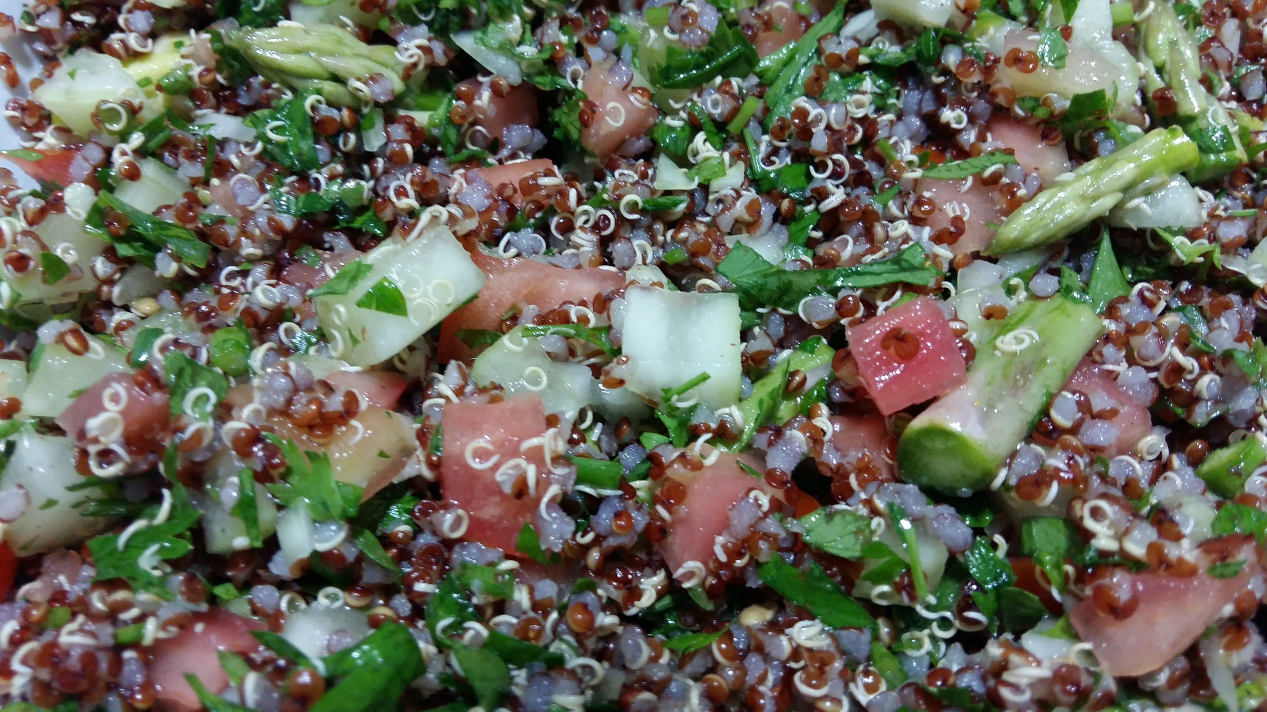 tomato, garnish, indulgence, abundance, vegetarian food, indoors, close-up, no people, wellbeing, chopped, food, still life, Quinoa, vegetable, Tabbouleh, HD Wallpaper