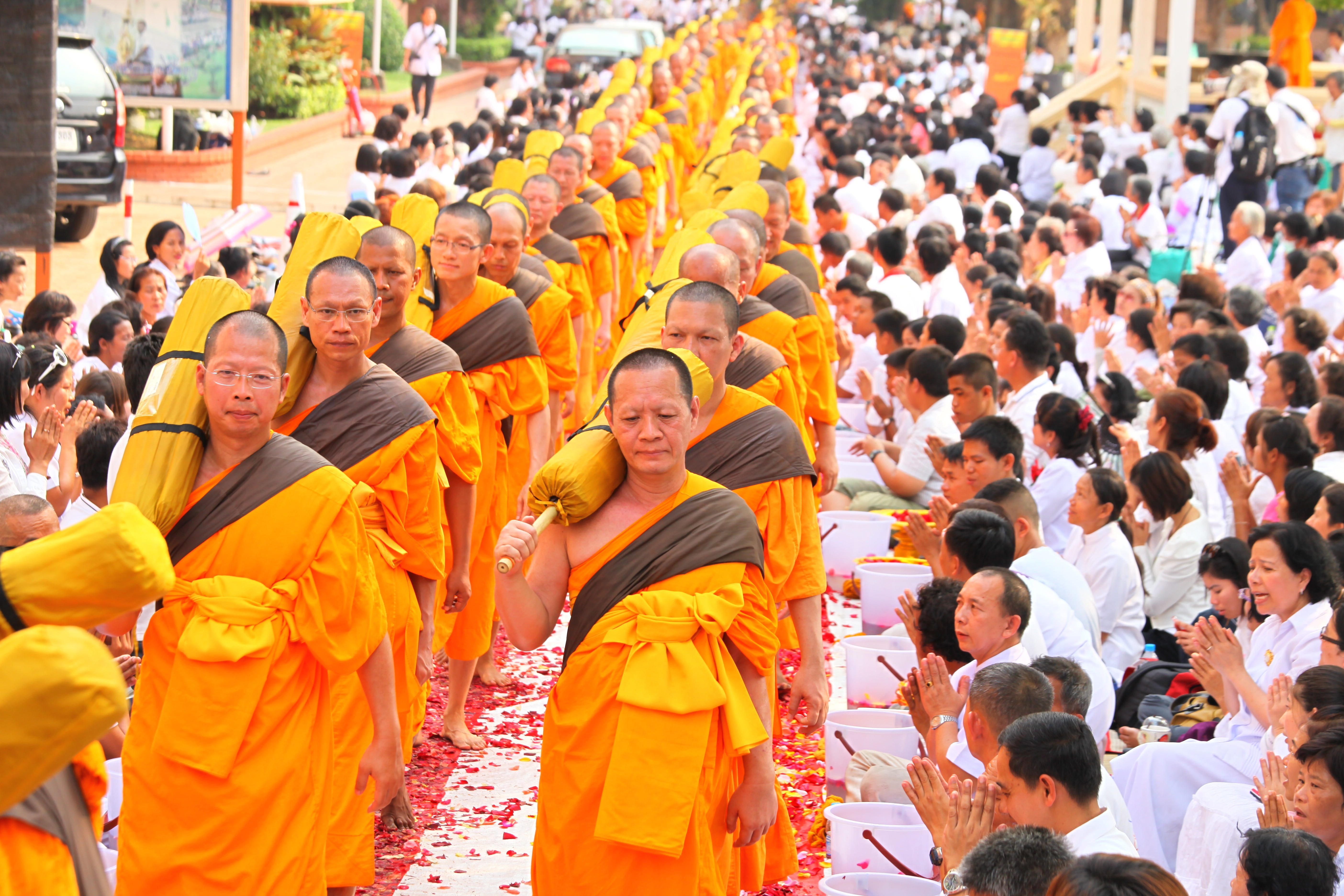 temple, group of people, monk - Religious Occupation, orange, buddhism, men, phra dhammakaya, outdoors, standing, dhammakaya pagoda, togetherness, buddhists, HD Wallpaper