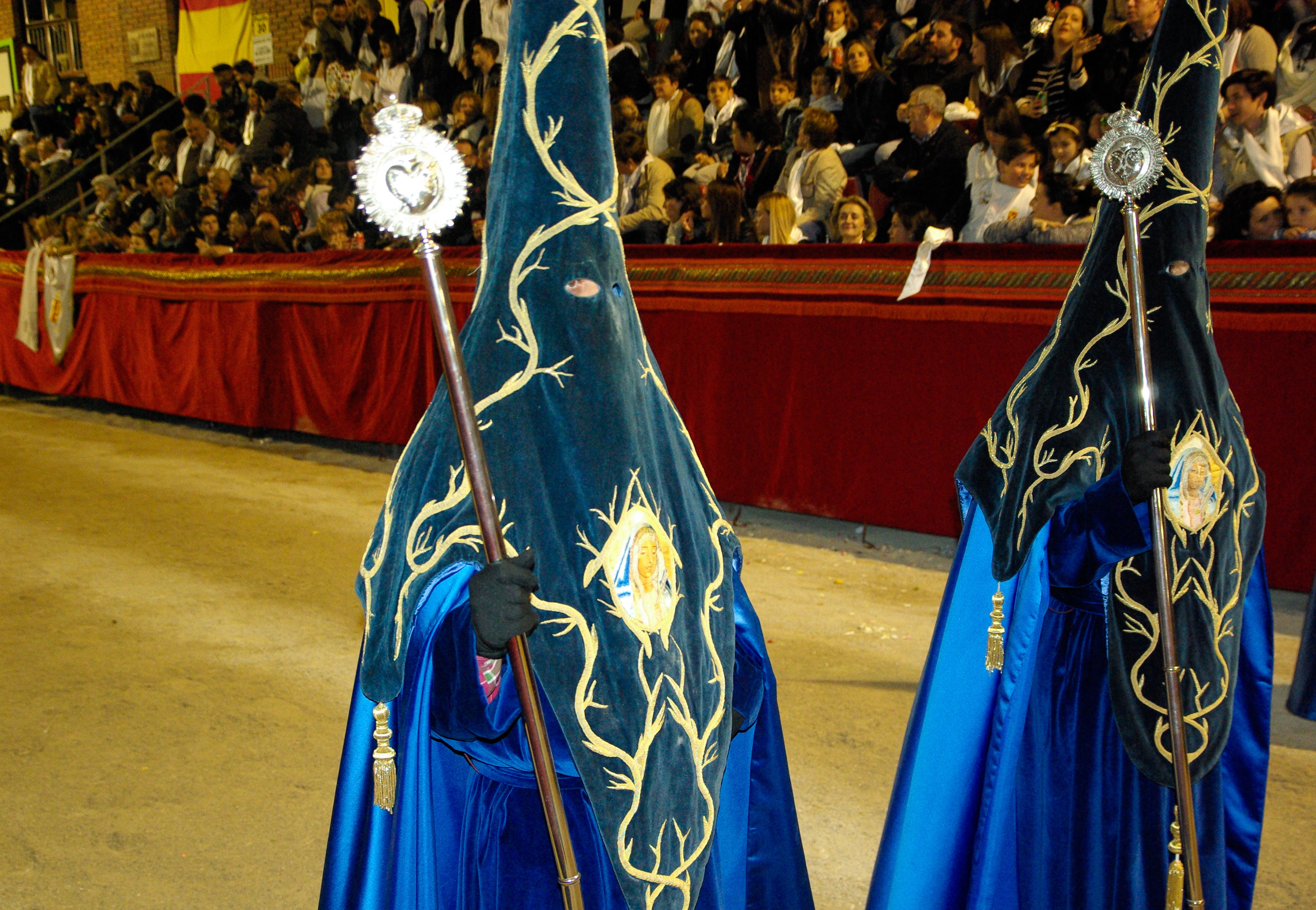no people, 2K, spain, spirituality, blue, traditional clothing, human representation, outdoors, day, religion, art and craft, event, floral pattern, carnival, HD Wallpaper
