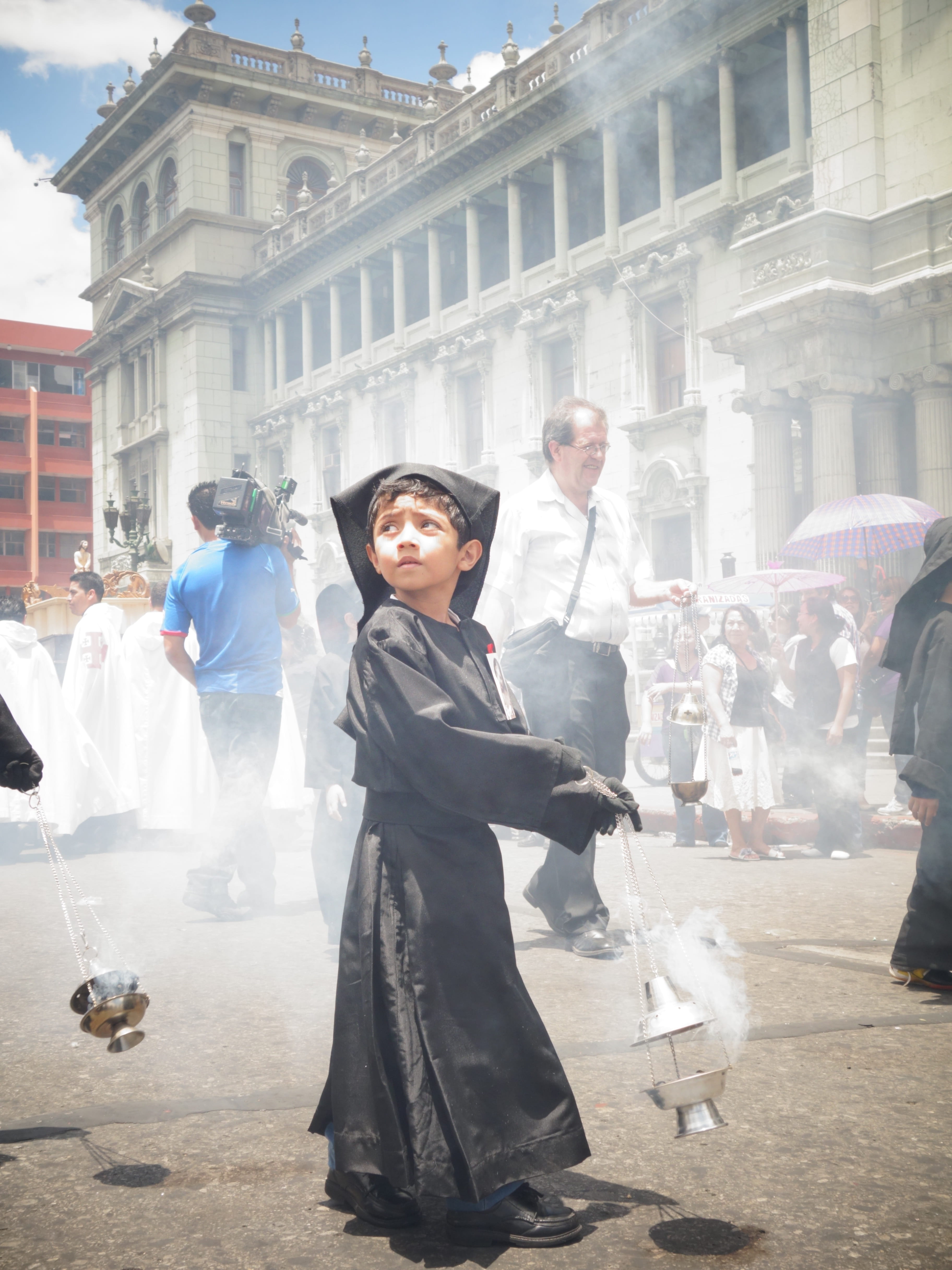 young adult, built structure, architecture, adult, guatemala, building exterior, incense, transparent 1, full length, kids, standing, front view, men, day, Phone HD Wallpaper