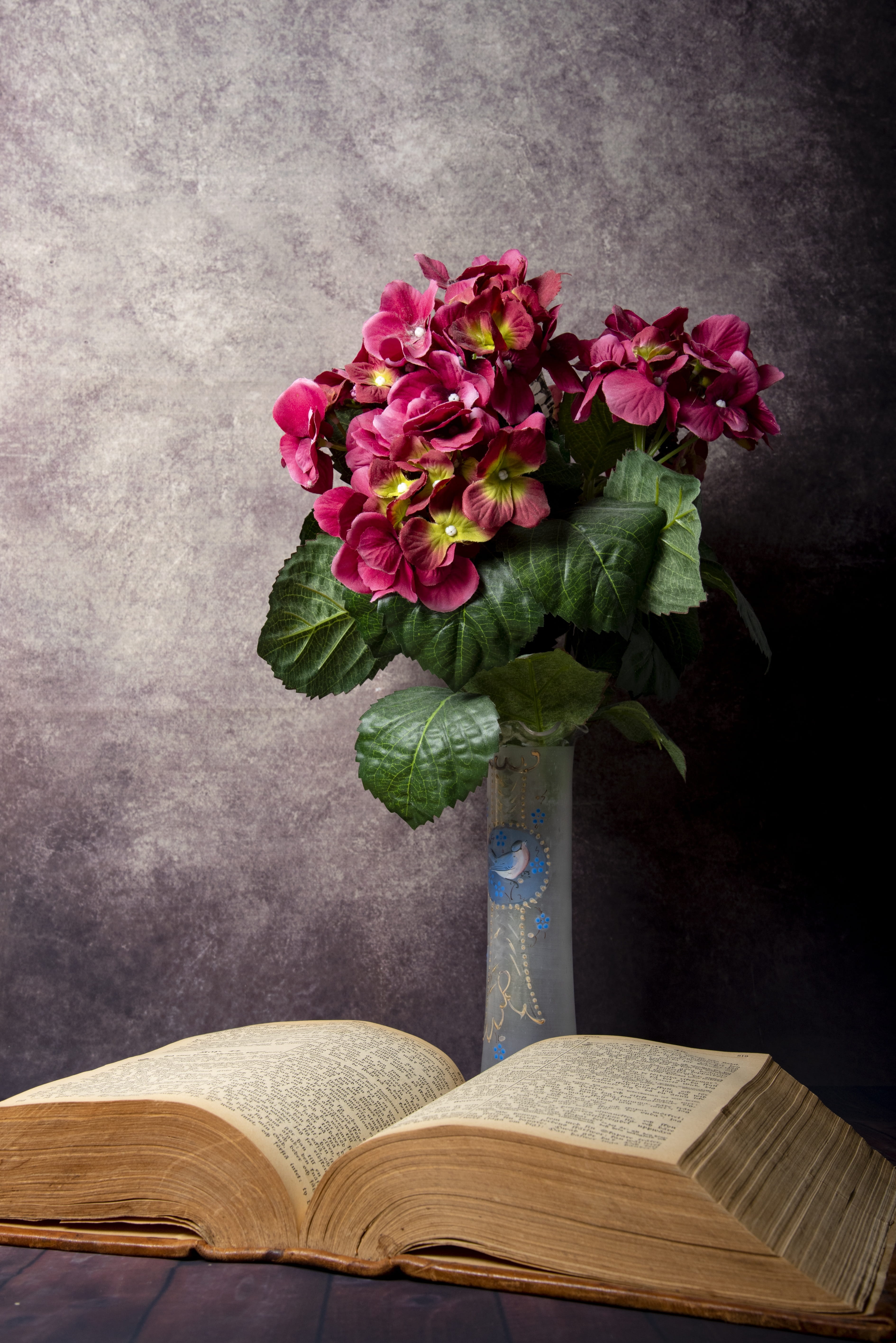 plant, nature, softness, rose, books, flower head, flower, fragility, vulnerability, pink color, bunch of flowers, vase, still life, bouquet, petal, stories, Phone HD Wallpaper