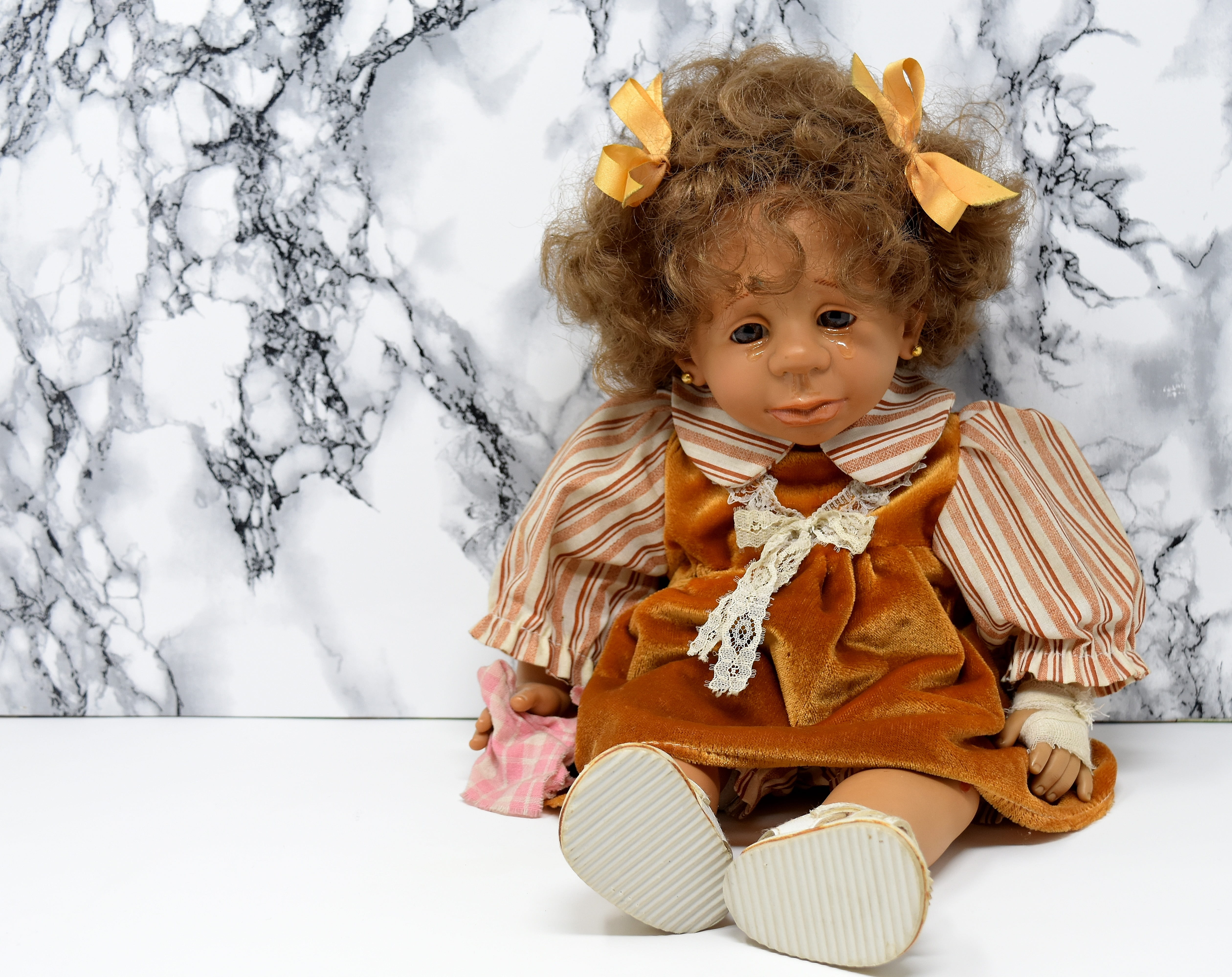 doll face, girl, doll, cute, portrait, leisure activity, head, looking at camera, toys, sadness, winter, front view, innocence, white, sitting, child, black, HD Wallpaper