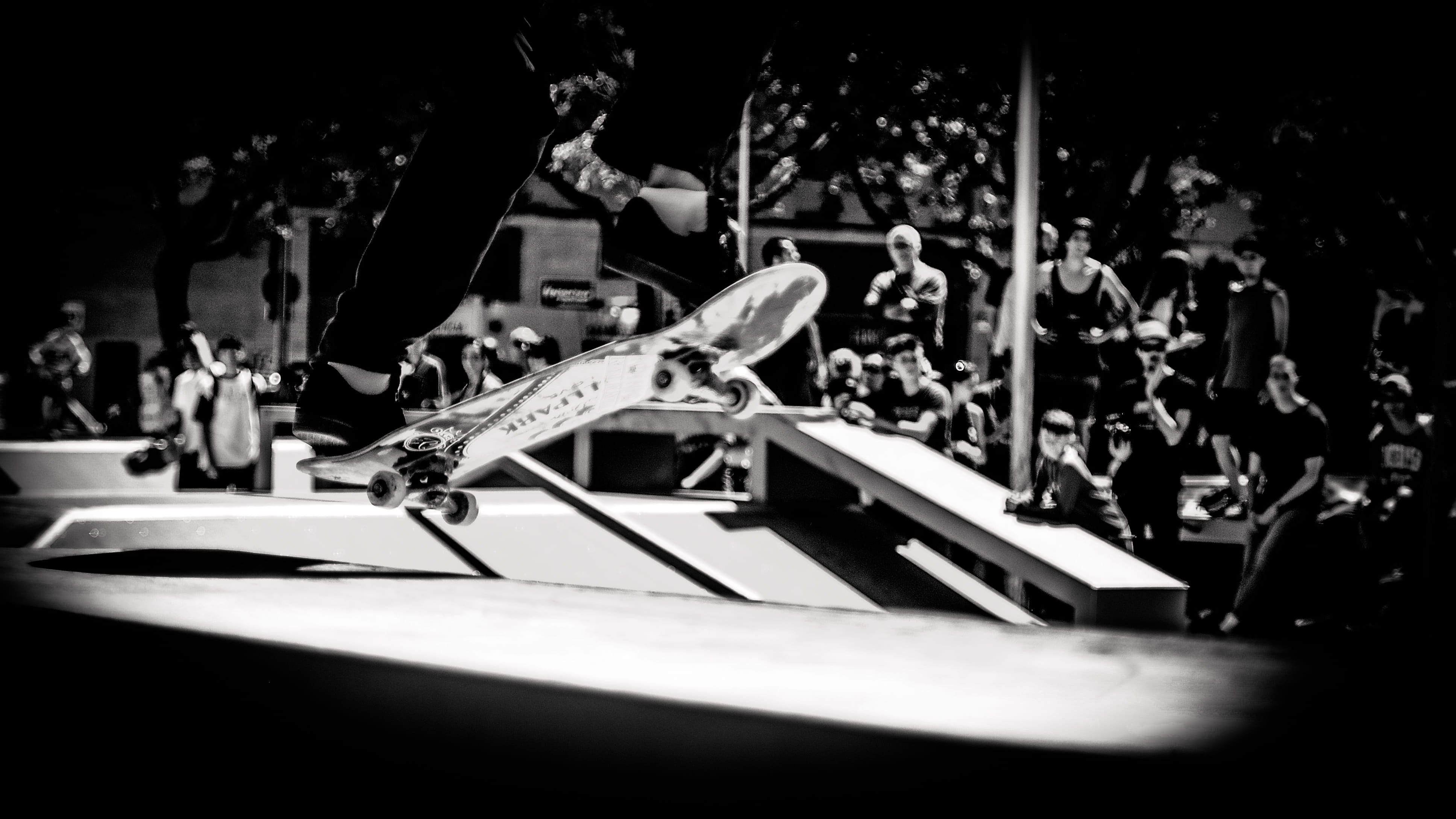 auto revuenon, skateboarding, crowd, vintage lens, real people, skate, healthy lifestyle, women, wheels, nikon, lifestyles, feet, bicycle, street, city, HD Wallpaper