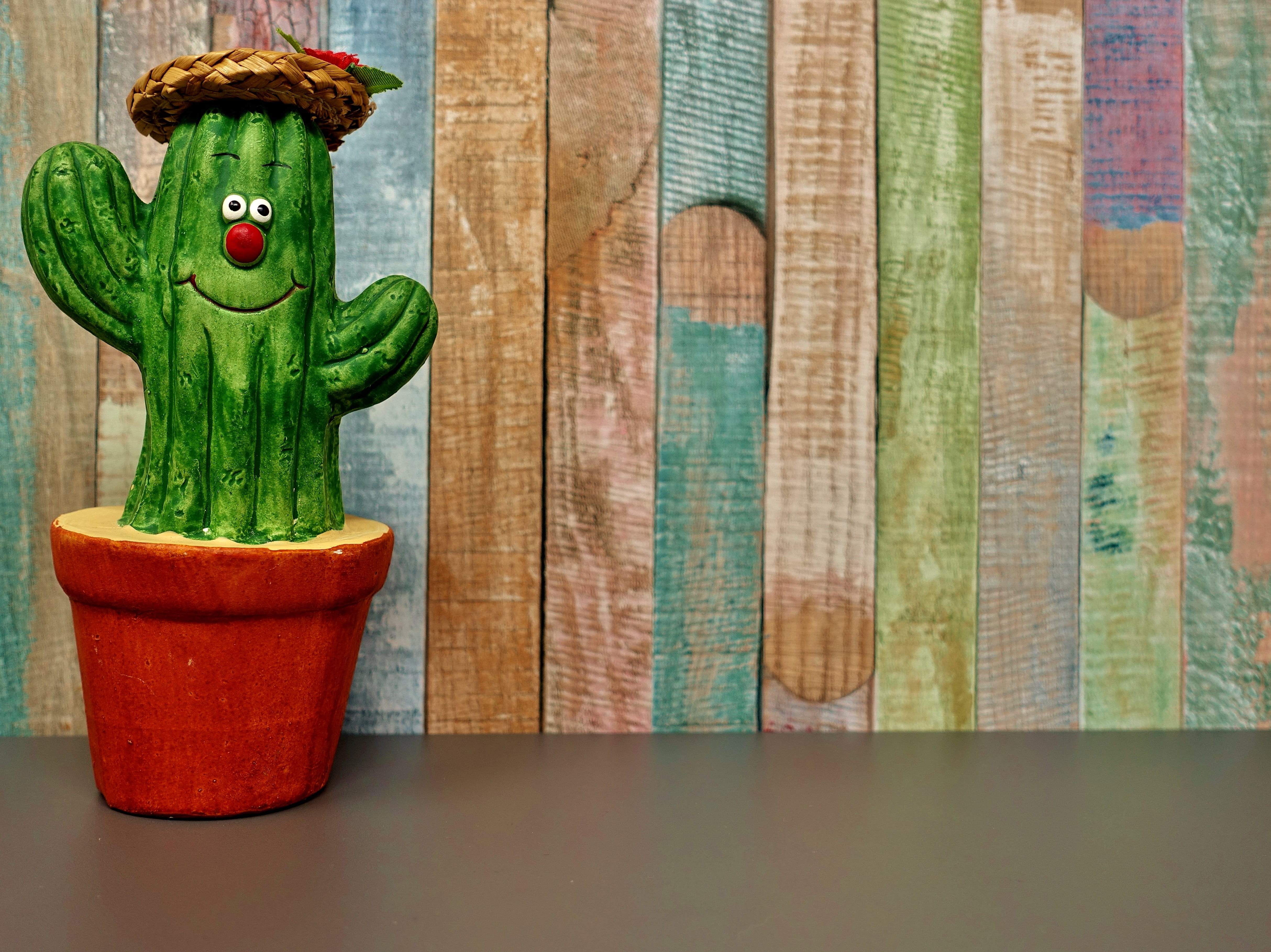 wood - material, indoors, potted plant, creativity, cute, 4K, statue, day, no people, ceramic, cactus, gartendeko, representation, green, art and craft, HD Wallpaper
