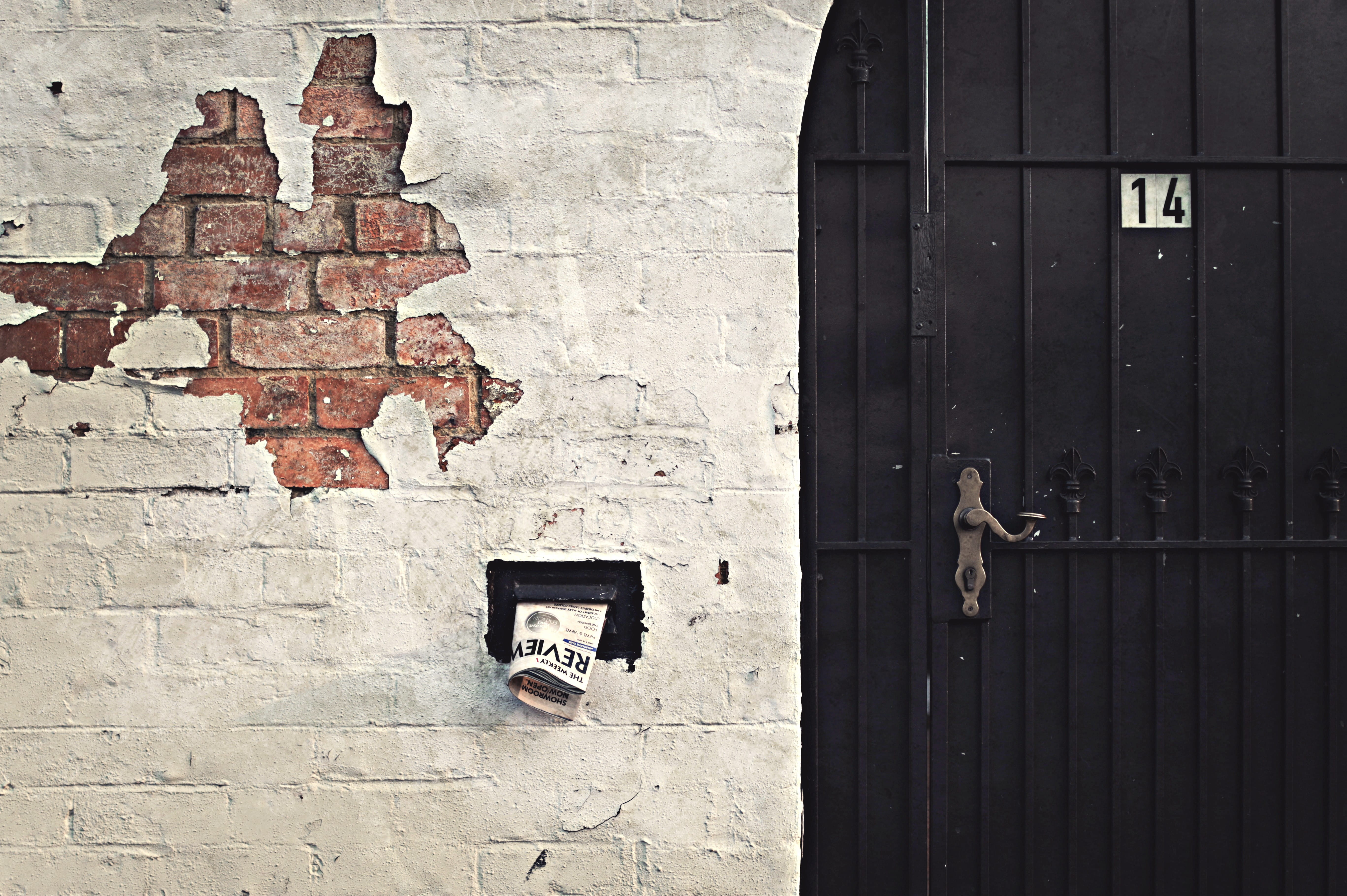 australia, security, clothing, art, building exterior, graffiti, paddington, outdoors, protection, 5K, simple, housing, wood - material, lock, metal, no people, HD Wallpaper