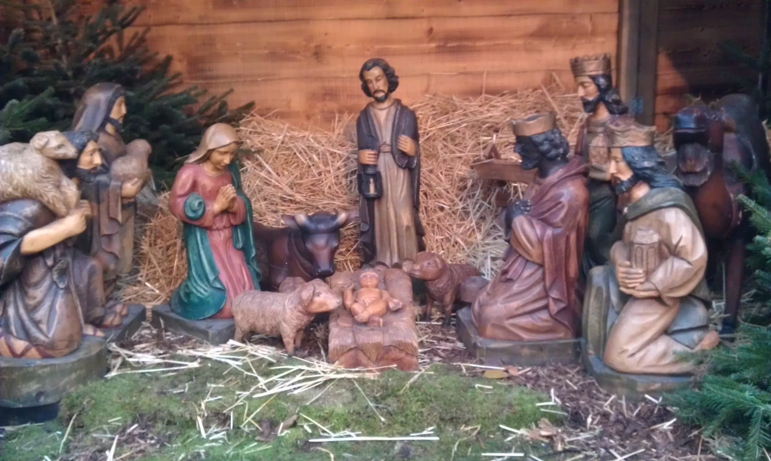female likeness, representation, crib, nativity, 2K, statue, embassy, art and craft, spirituality, day, no people, christmas crib figures, place of worship, HD Wallpaper