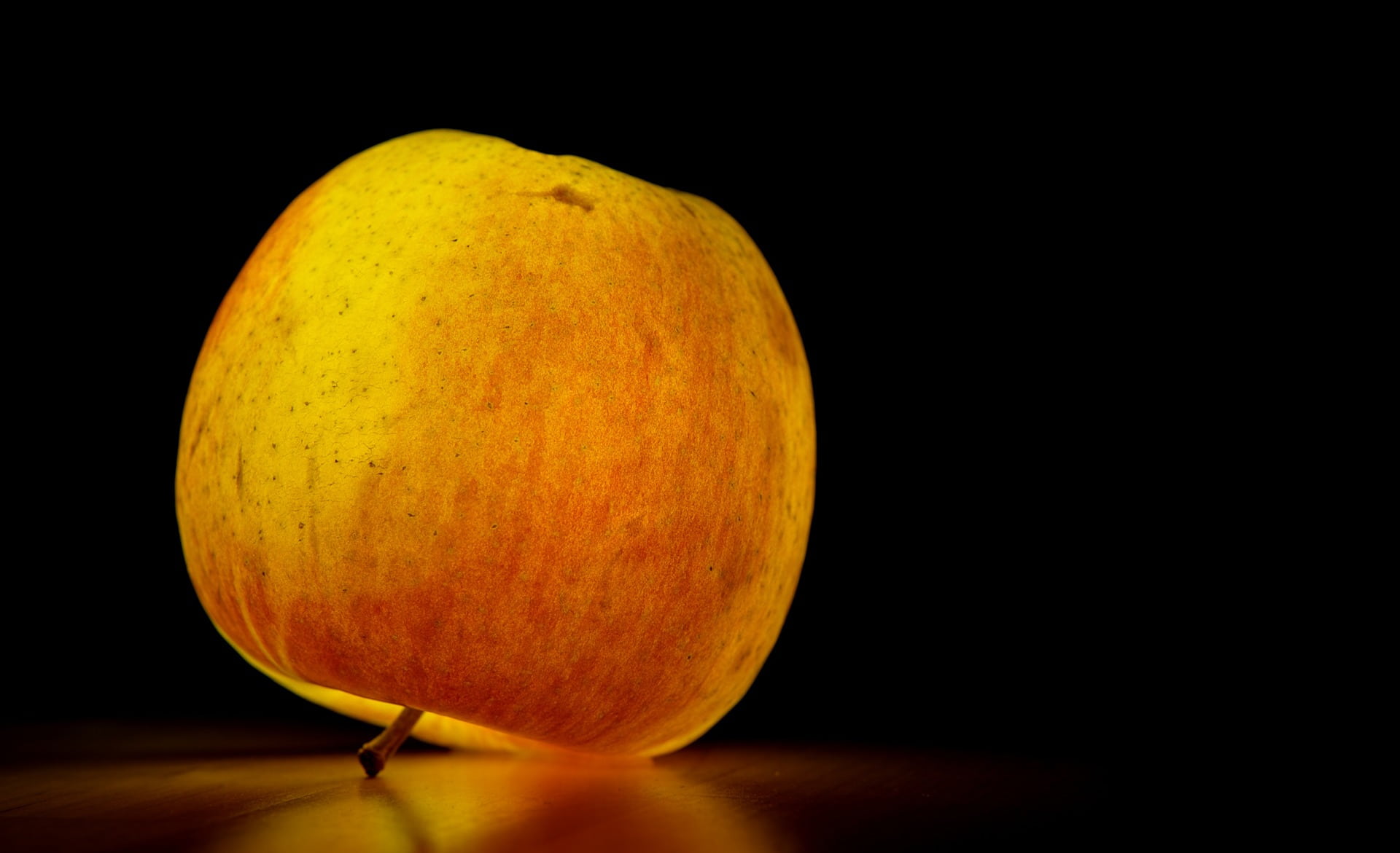 organic, table, healthy, bless you, copy space, indoors, orange color, ripe, fruit, single object, yellow, red, studio shot, healthy lifestyle, apple, light, HD Wallpaper