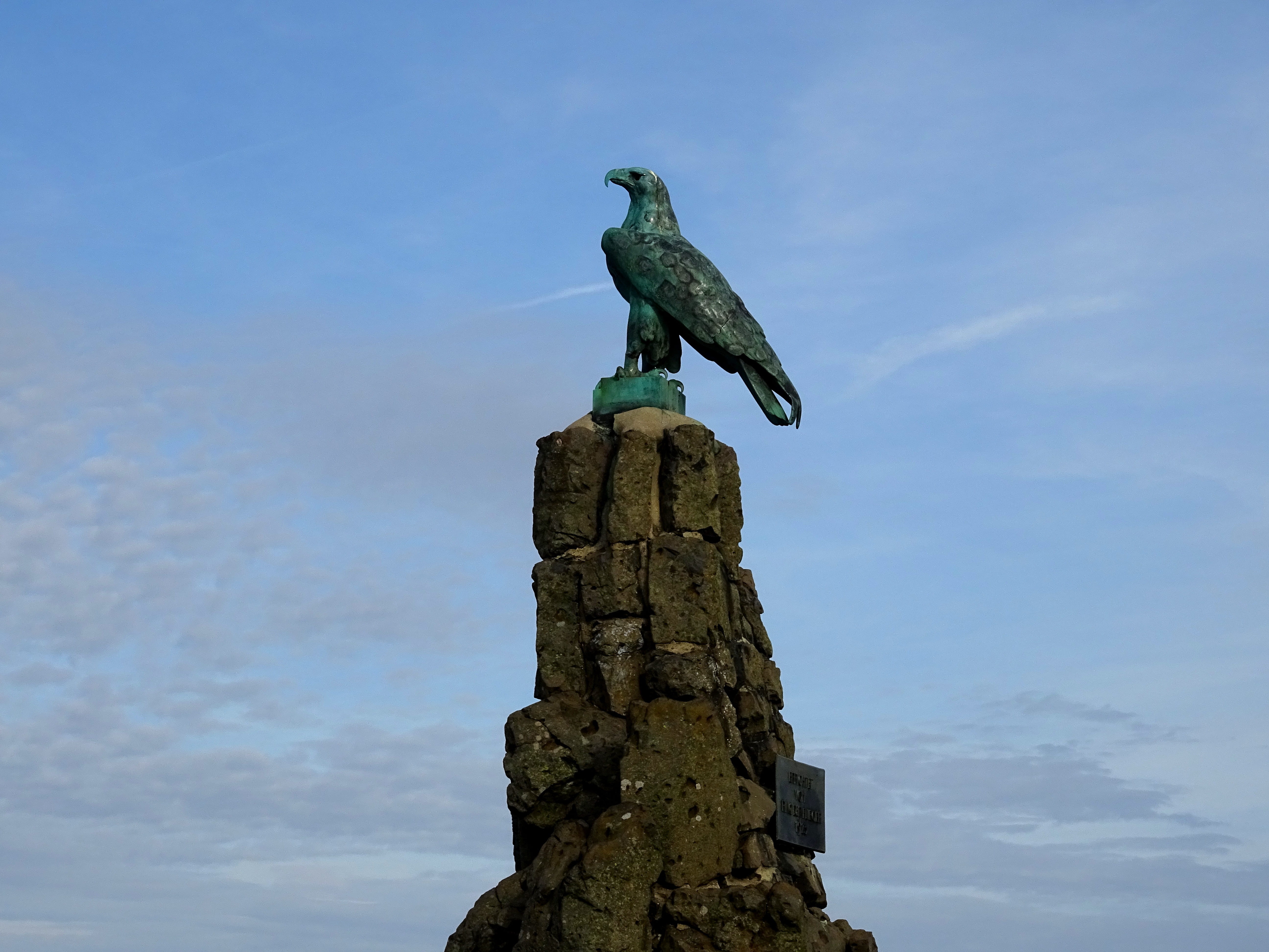 day, no people, sculpture, statue, monument, human representation, outdoors, cloud - sky, aviator monument, historically, vertebrate, animal wildlife, 5K, HD Wallpaper
