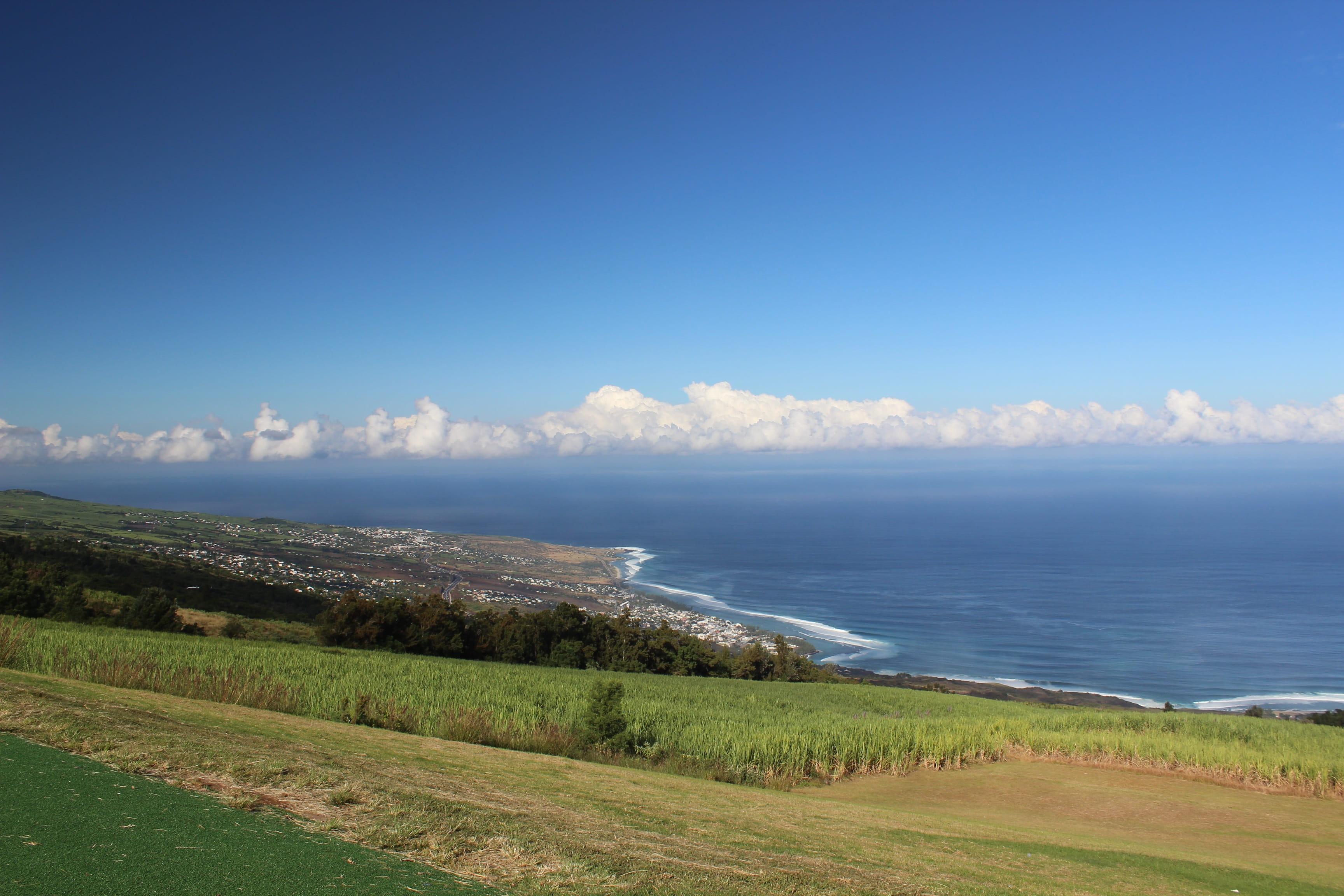beauty in nature, landscape, tranquility, reunion island, scenics - nature, land, saint leu, blue, no people, green color, indian ocean, grass, cloud - sky, HD Wallpaper
