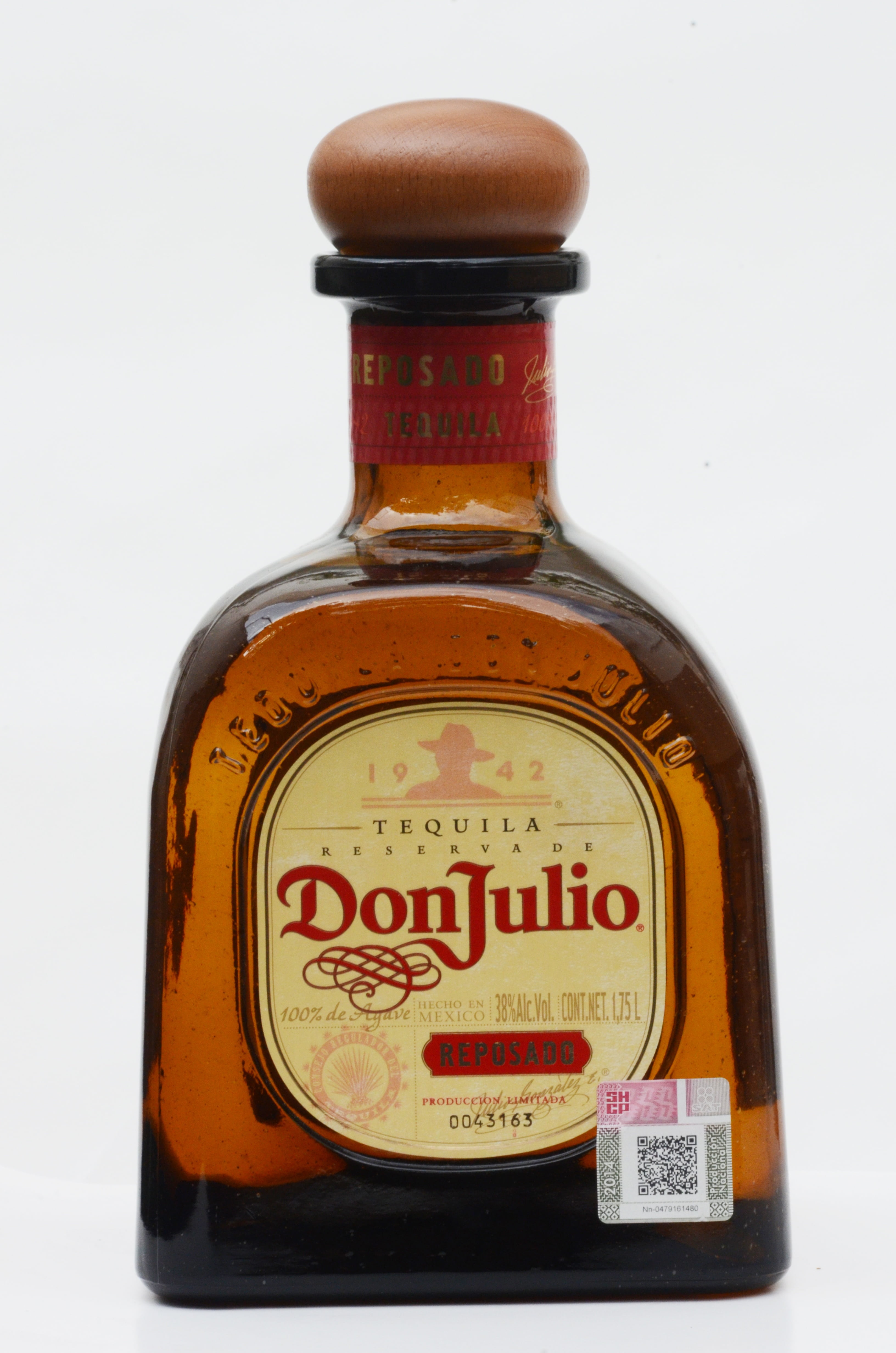 single object, cut out, alcohol, white background, text, premium tequila, mexican tequila, bottle, old, retro styled, western script, medicine, close-up, Phone HD Wallpaper