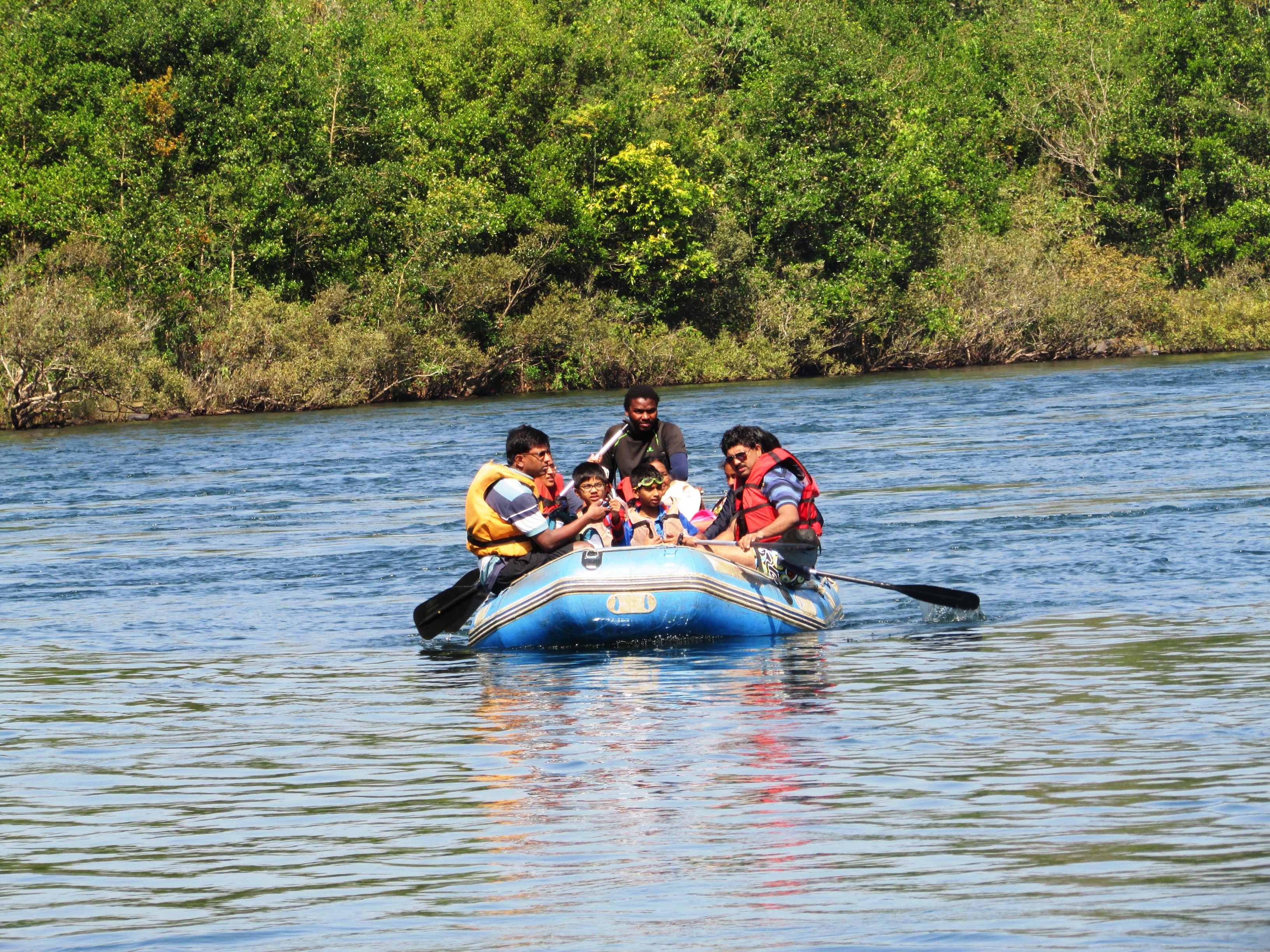togetherness, inflatable, day, raft, waterfront, kali river, dandeli, water, ship, group of people, leisure activity, adult, real people, plant, outdoor, HD Wallpaper