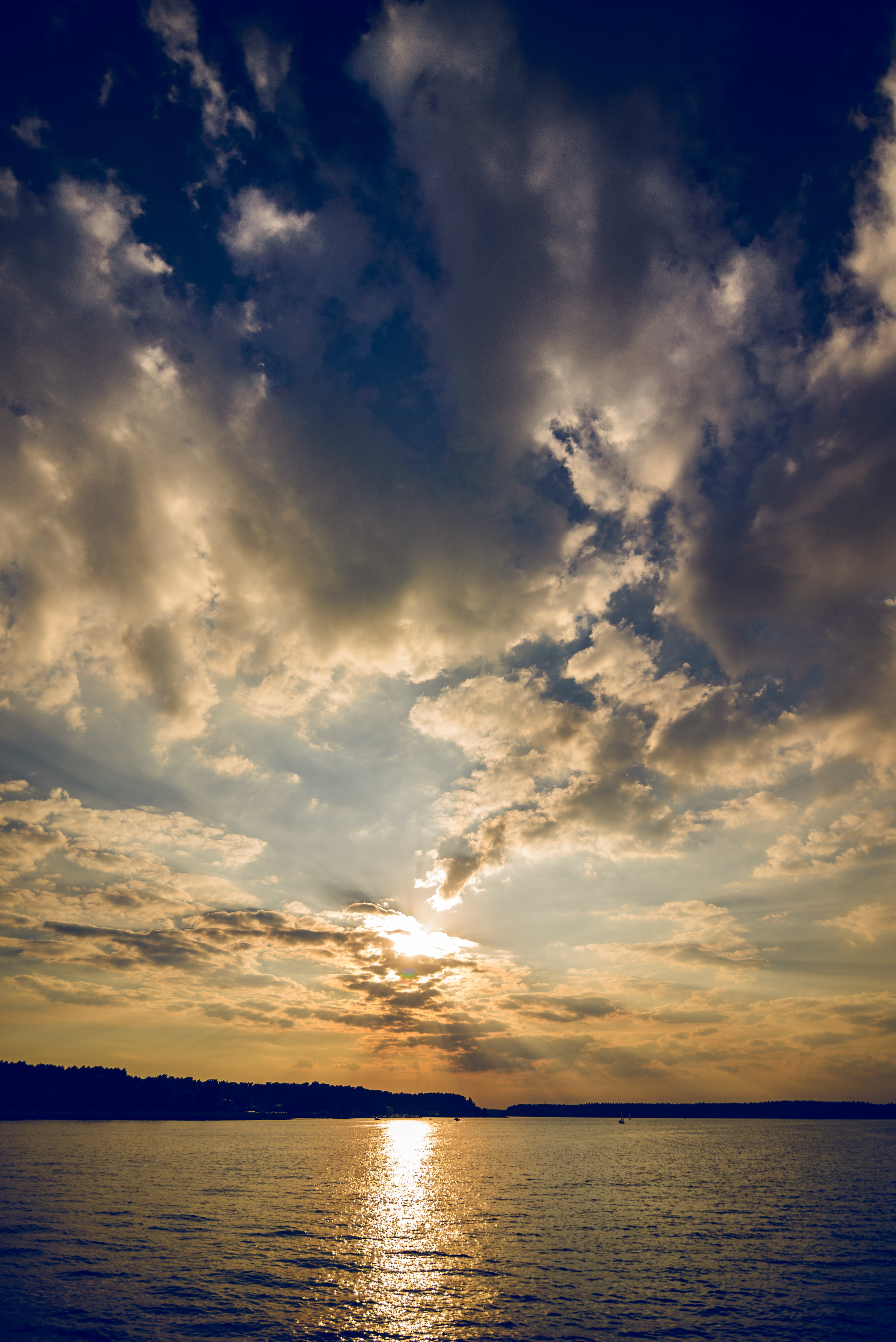 scenic, national, sun, mazury, sea, wigry, dusk, scenics, cloudscape, landscape, waterfront, outdoors, summer, scene, nature, sky, sailing, blue, clouds, Phone HD Wallpaper