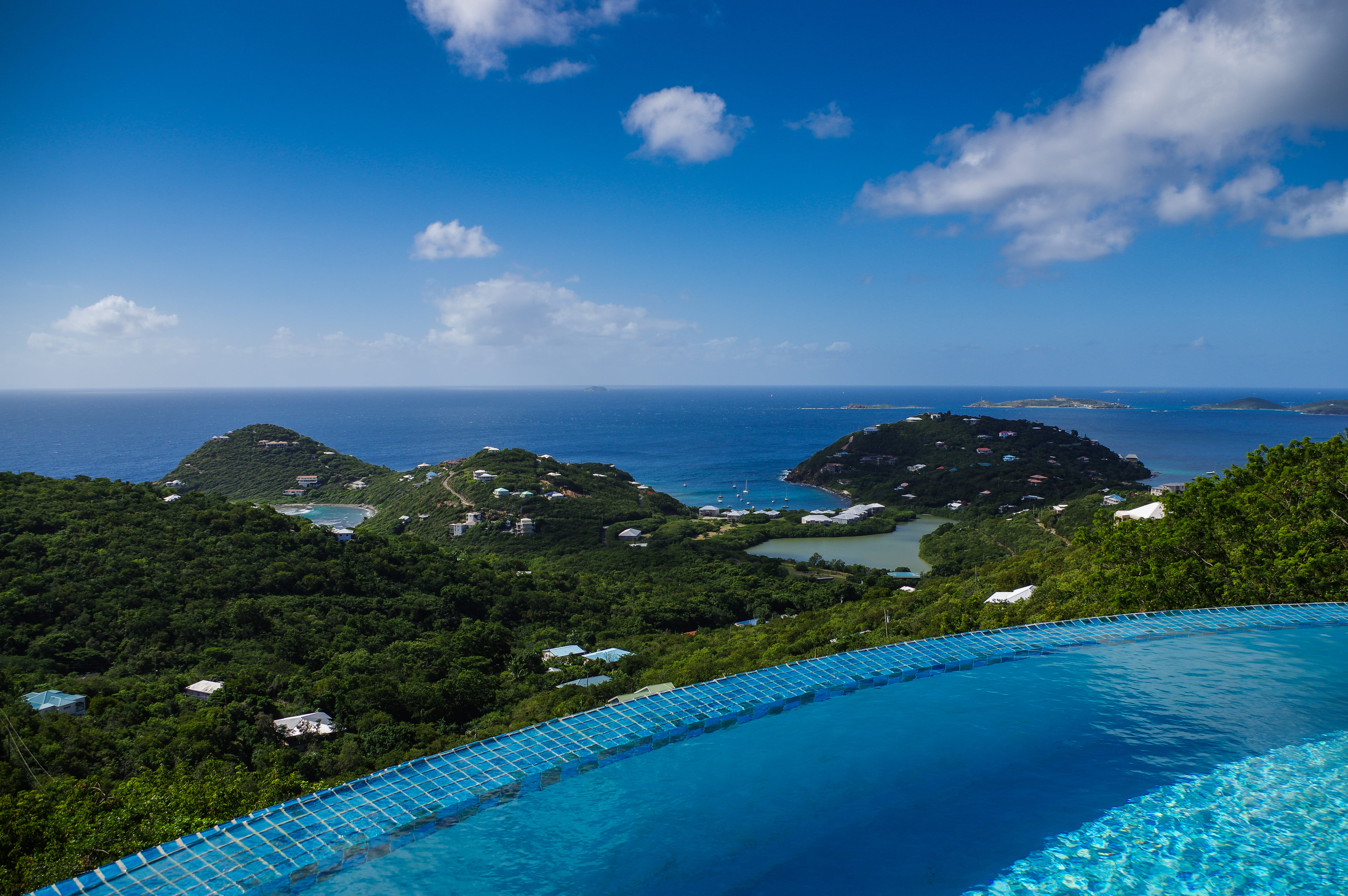 horizon over water, eye, bird, plant, landscape, built structure, architecture, tree, aerial, paradise, beauty in nature, cloud - sky, pool, travel destinations, HD Wallpaper