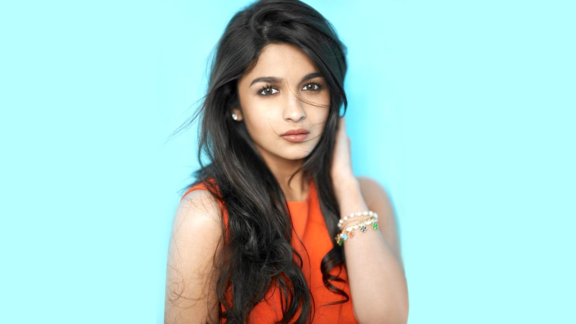 blue background, fashion, human face, hair, studio shot, hairstyle, young adult, looking at camera, blue, colored background, body part, alia, portrait, HD Wallpaper