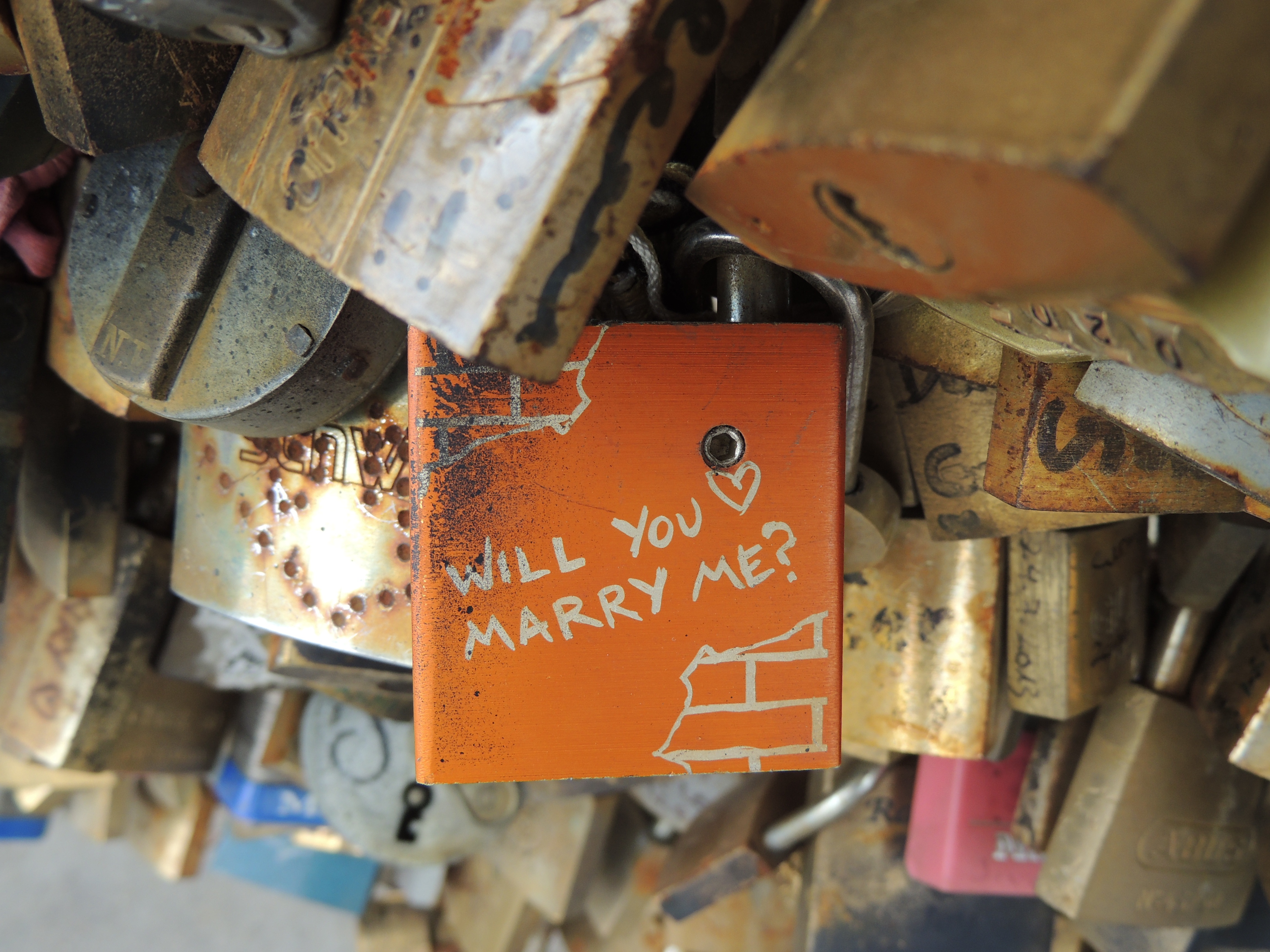 protection, steel, bridge, love lock, propose, paris, lock bridge, large group of objects, love, lock, metal, hanging, romance, no people, text, close-up, HD Wallpaper