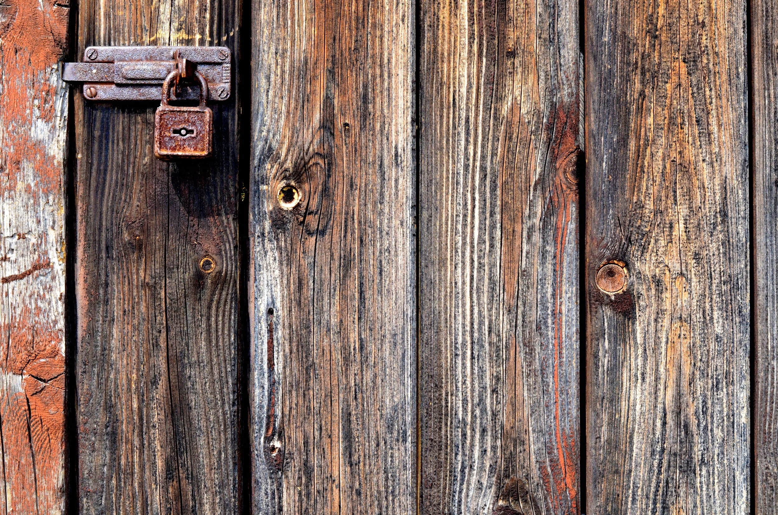 textured, rusty, outdoors, door lock, rust, no people, old, protection, ruined, entrance, brown, cellar door, nail, close-up, latch, closed, full frame, HD Wallpaper