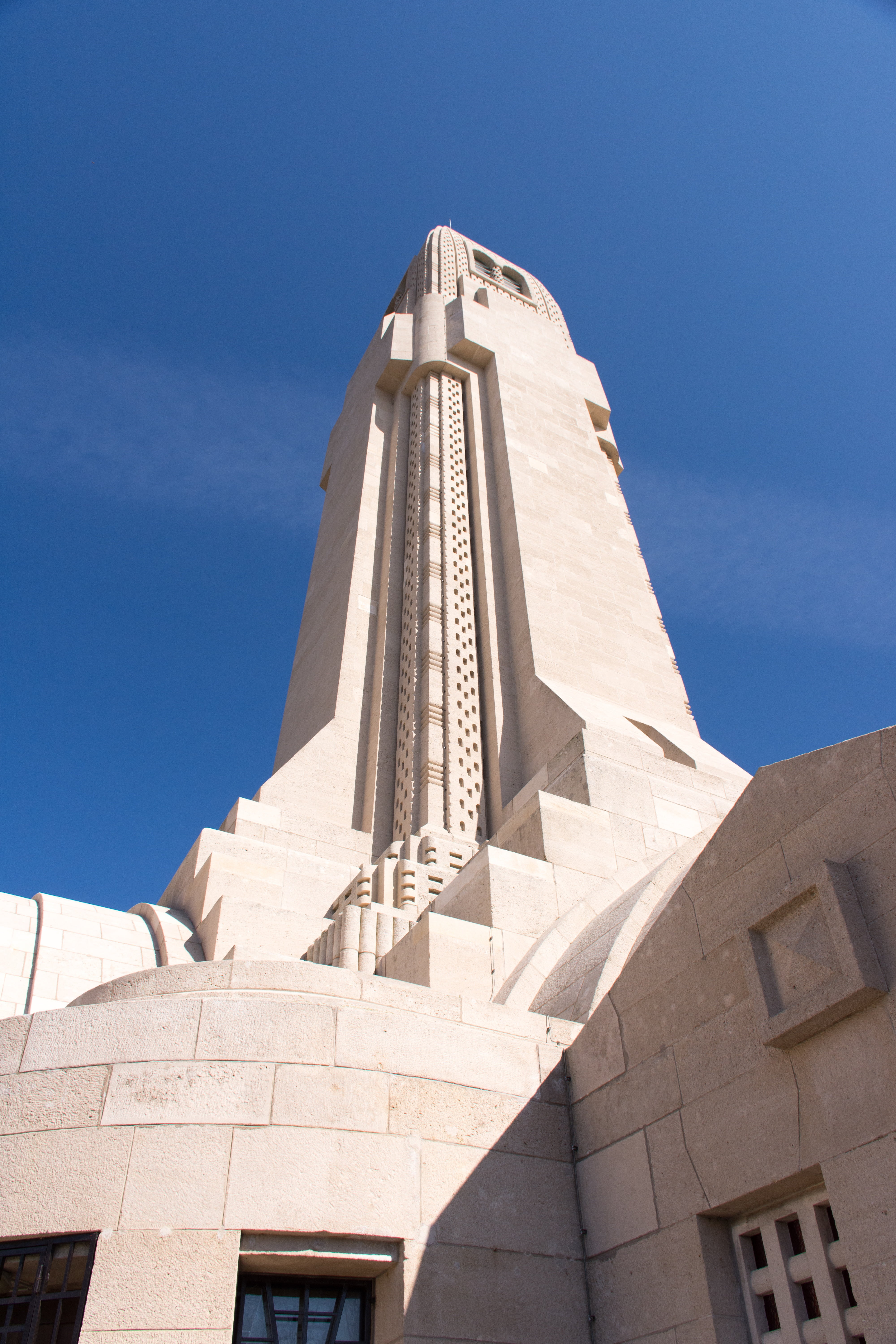war memorial, 1914, place of worship, france, low angle view, building exterior, architecture, belief, first, spirituality, mourning, douaumont, religion, Phone HD Wallpaper