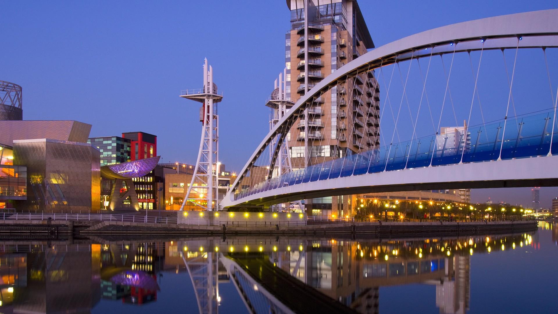 manchester, engl, suspension, awesome, lights, bridge, 1080P, reflection, nature and landscapes, city, river, HD Wallpaper