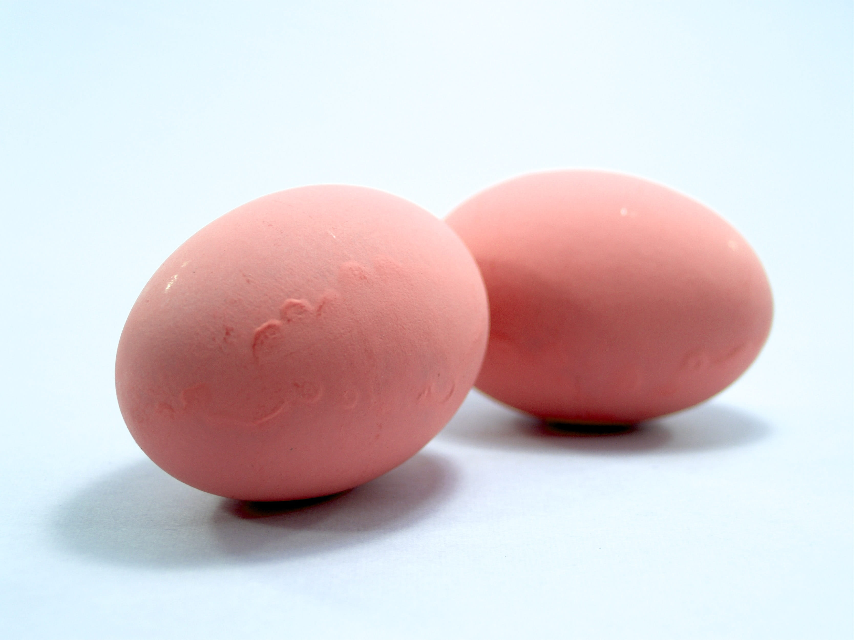 still life, Egg, agriculture, single, nutritious, product, organic, shell, market, healthy, Pink, fragility, macro, yellow, raw, studio shot, Eggshell, HD Wallpaper
