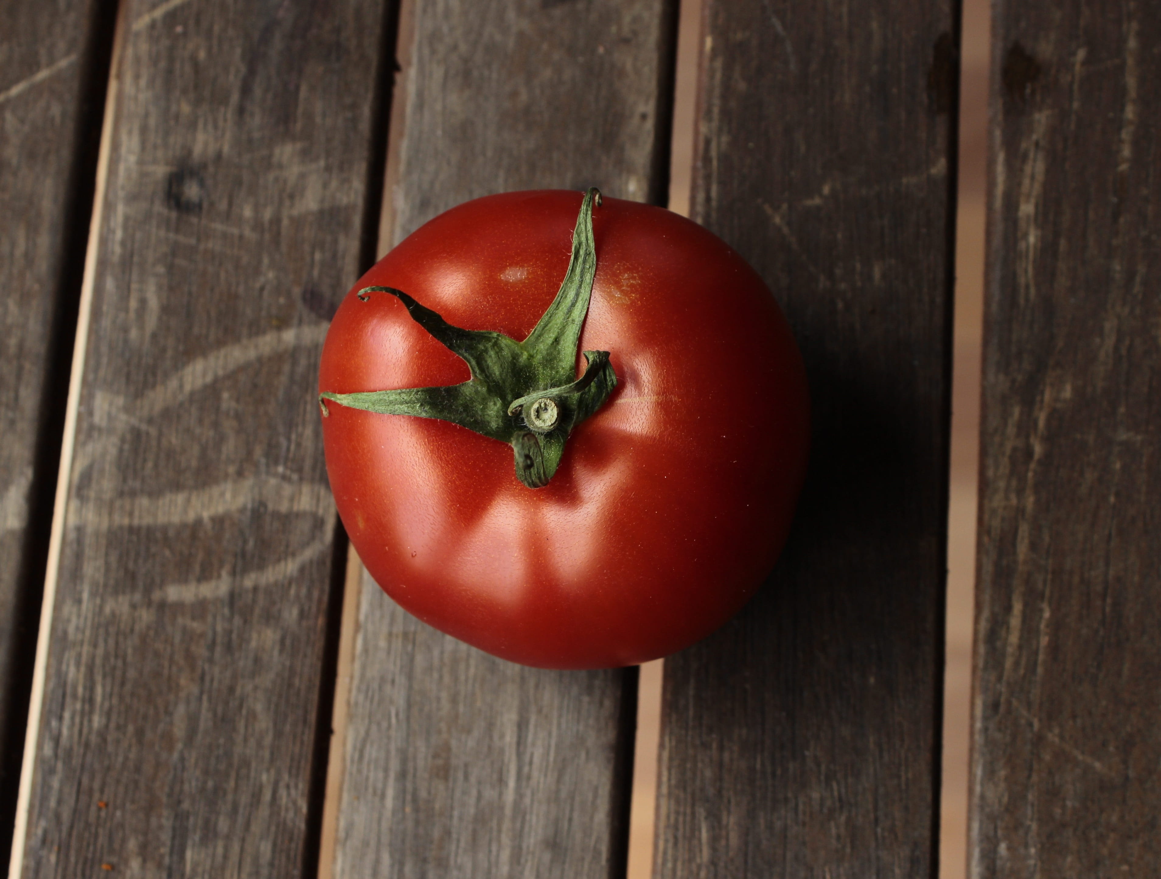 indoors, vegetable, board, rustic, organic, cuisine, top, ingredient, dinner, fresh, harvest, kitchen, wood - material, fruit, dish, green, table, wooden, HD Wallpaper