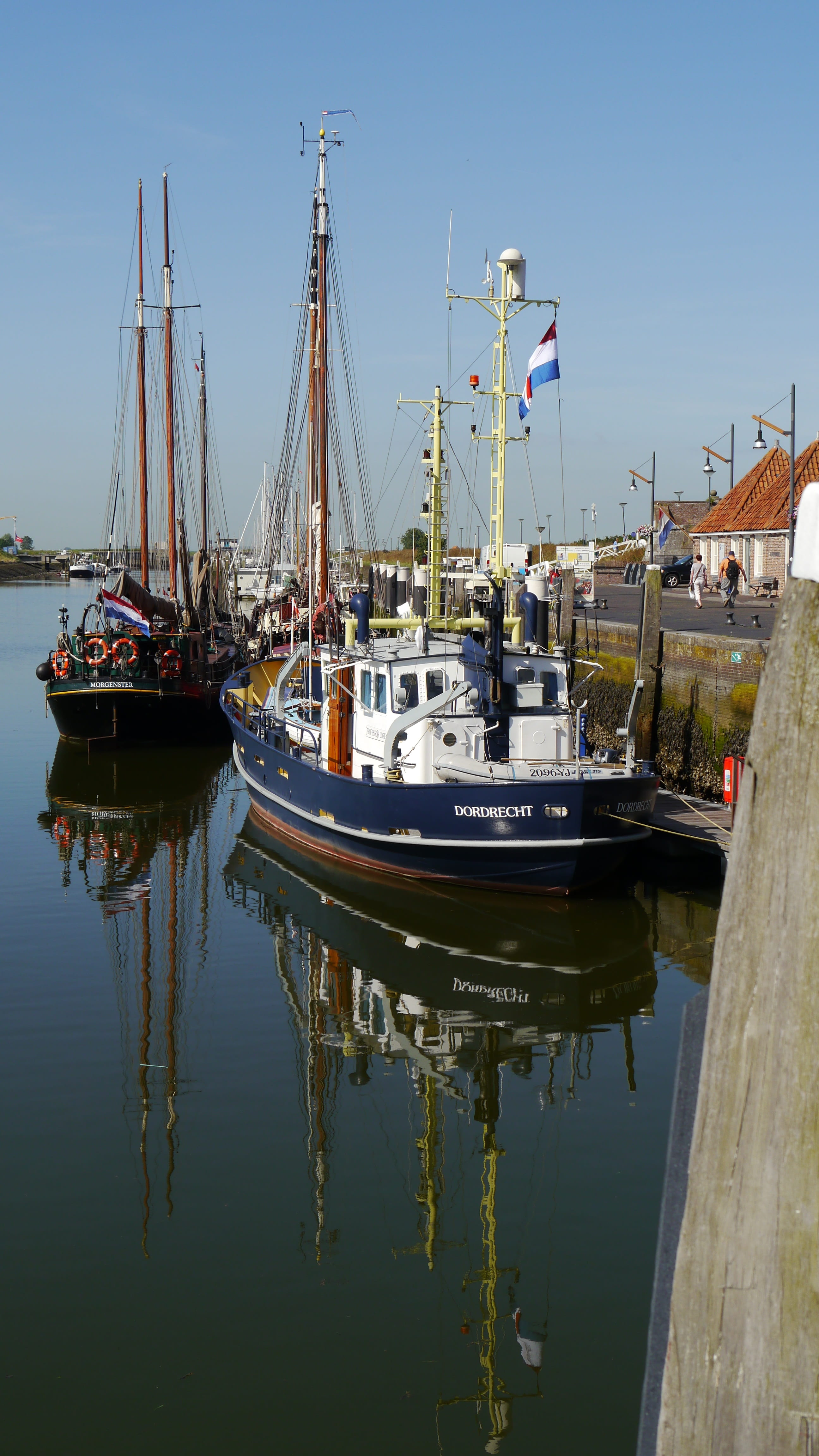 waterfront, building exterior, water, architecture, nautical vessel, marina, north sea, fishing industry, mode of transportation, netherlands, port, veere, Phone HD Wallpaper