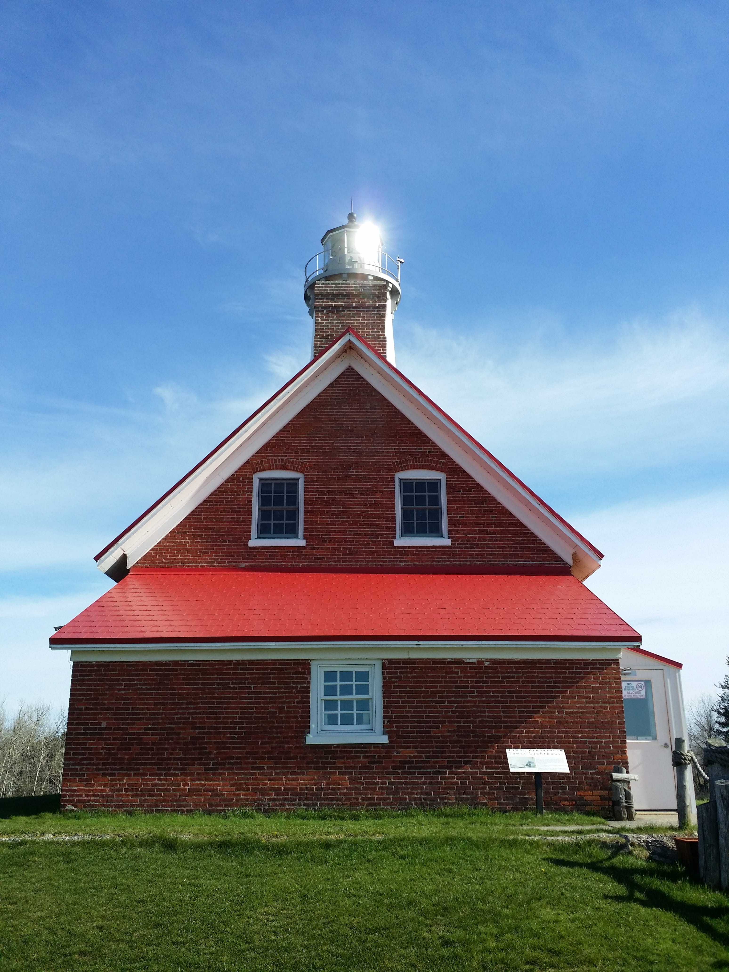 house, summer, day, window, tower, new England - Usa, Michigan, cape Cod, tawas point, no People, plant, Lighthouse, outdoors, building Exterior, place of worship, Phone HD Wallpaper