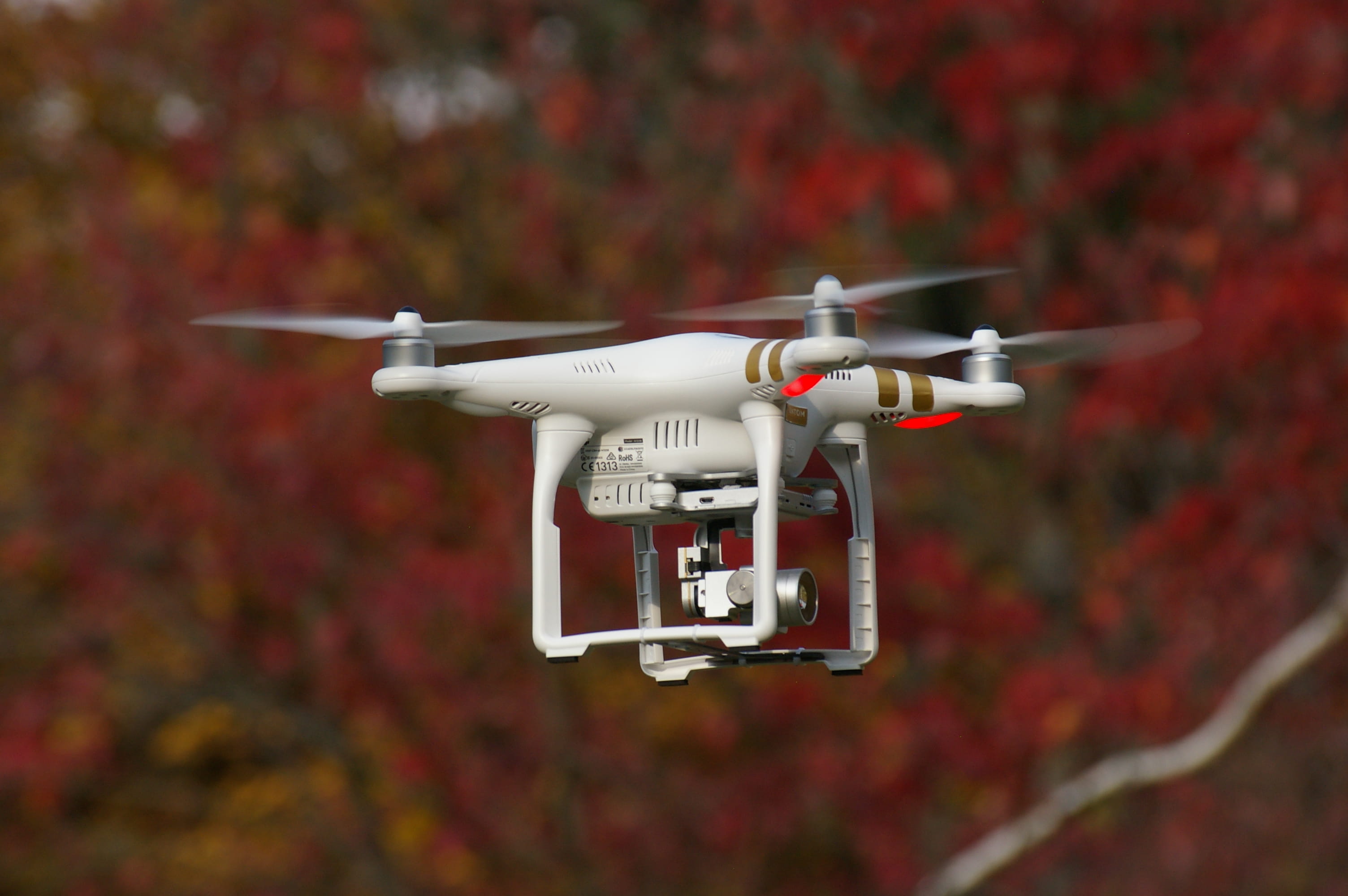 quadrocopter, selective, machine, Drone, flying, white color, phantom, mid-air, technology, no people, helicopter, rotor, transportation, gold, motion, HD Wallpaper
