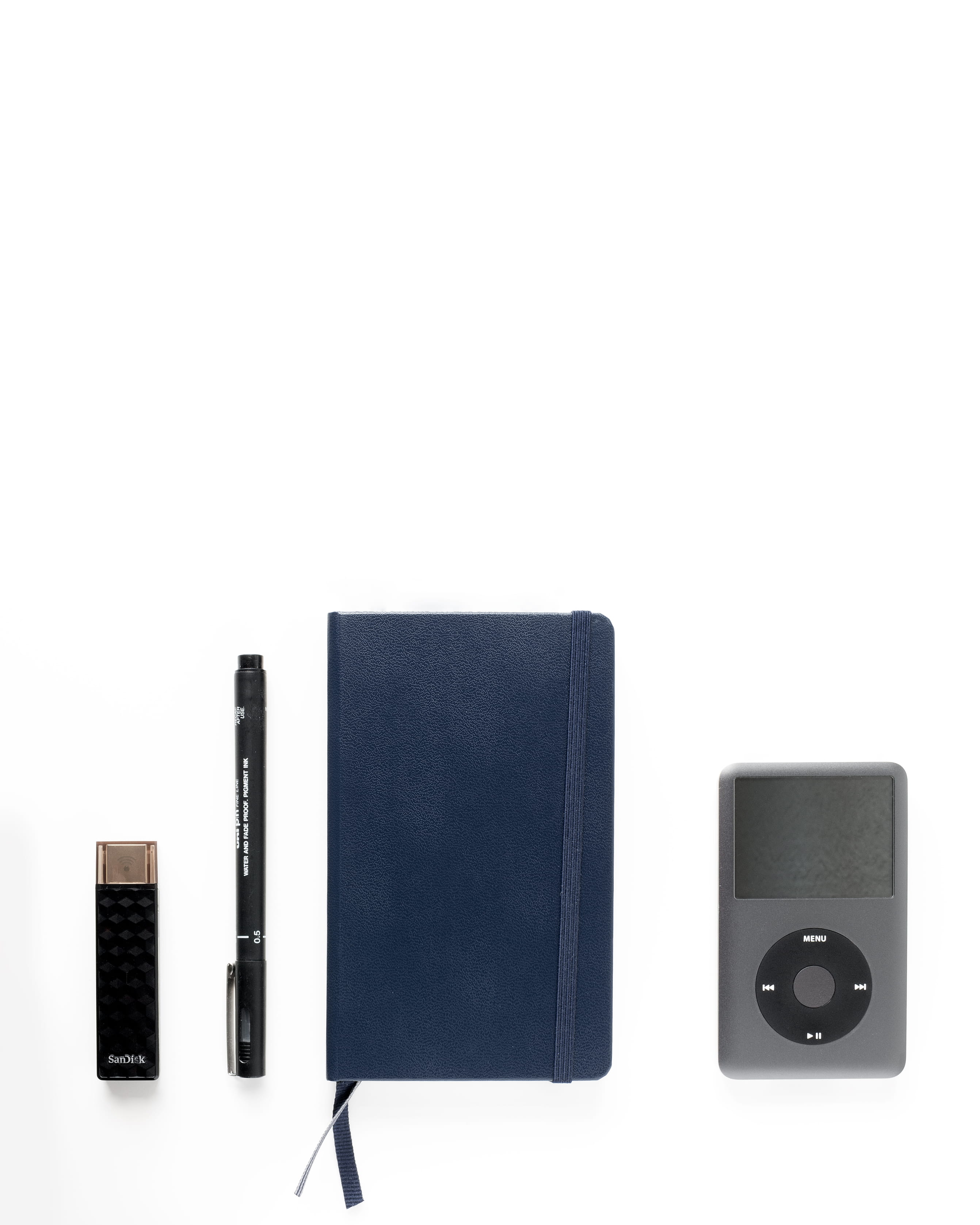 black color, portability, communication, cut out, notebook, copy space, portable information device, connection, equipment, technology, music, memory stick, Phone HD Wallpaper