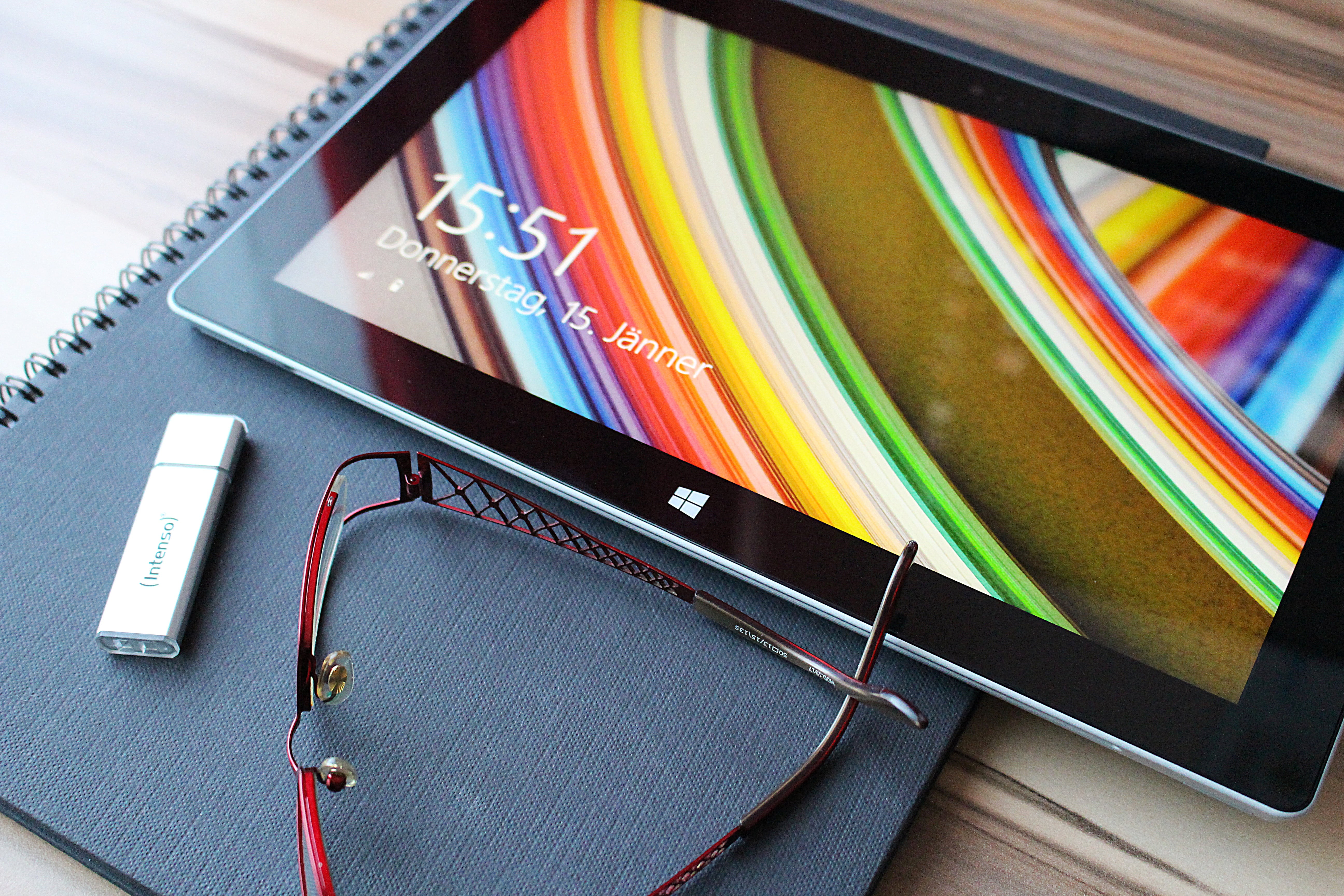 reading glasses, table, high angle view, communication, note pad, windows, glasses, publication, photograph, eyeglasses, indoors, usb stick, paper, no people, HD Wallpaper