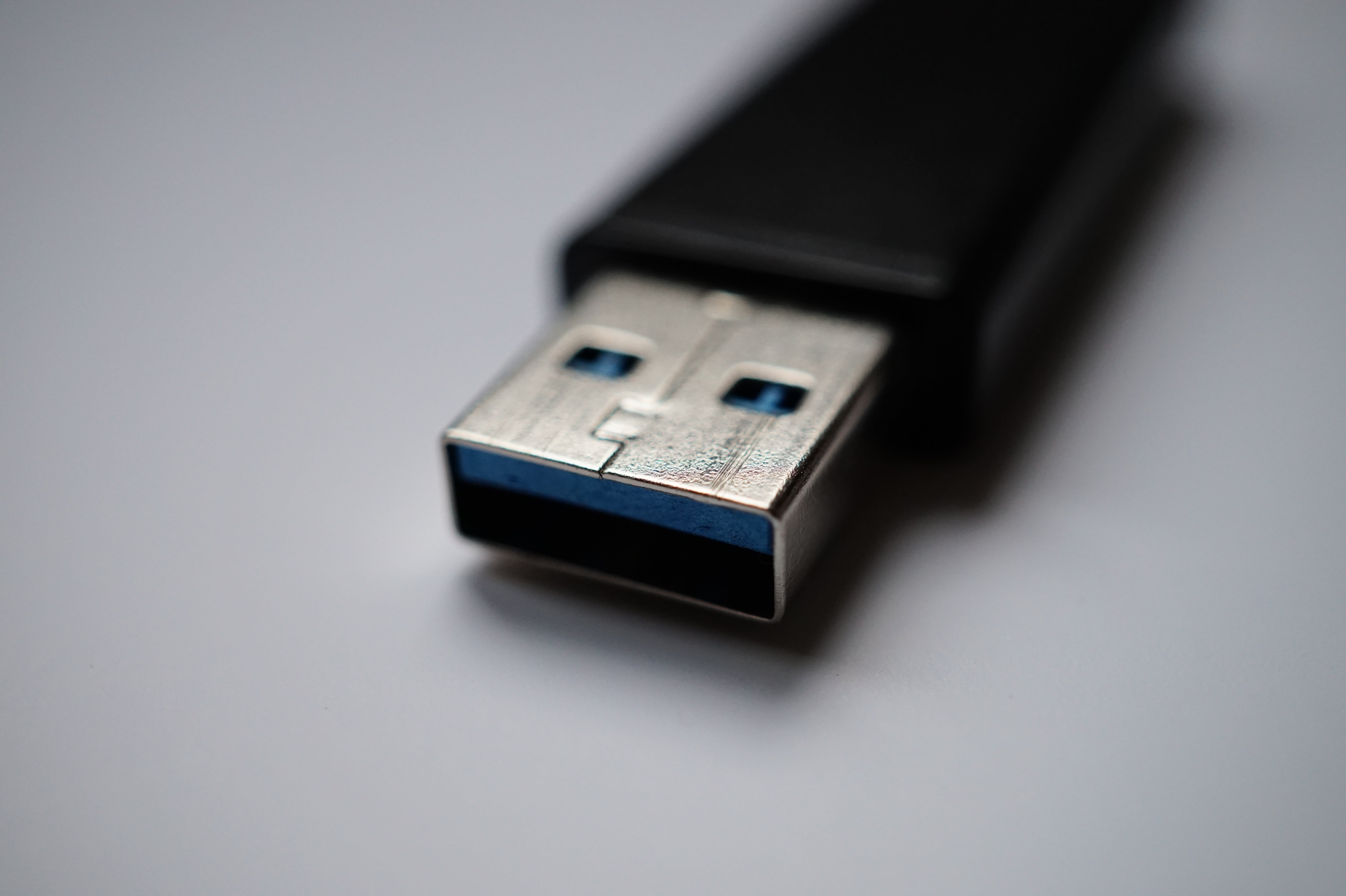 indoors, computer cable, stick, colored background, gray, electrical equipment, memory pen, wireless technology, close-up, studio shot, storage medium, HD Wallpaper