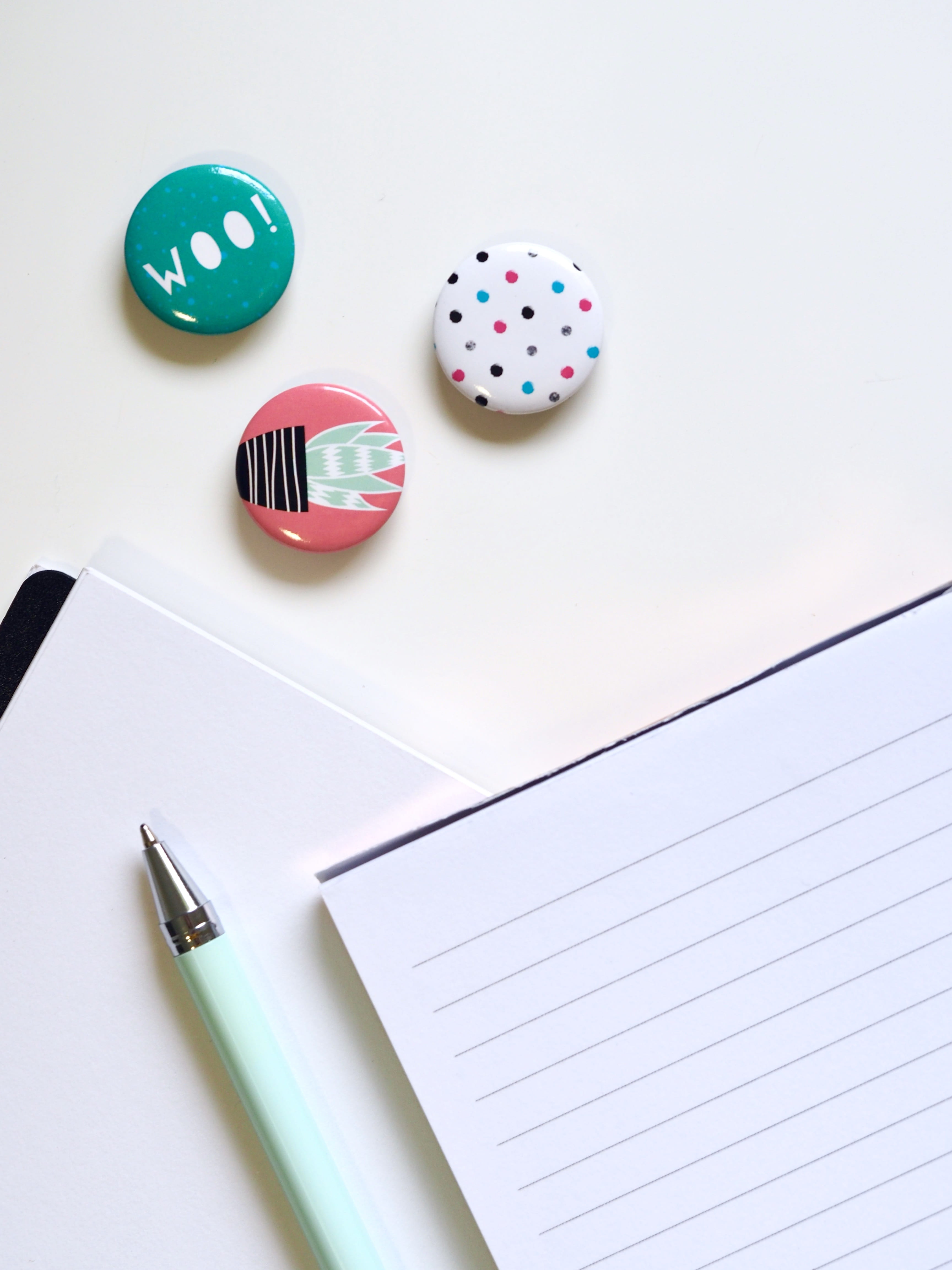 white, table, blog, surface, keyboard, white color, pen, write, paper, desktop, communication, crockery, pebbles, white background, desktop, create, Phone HD Wallpaper