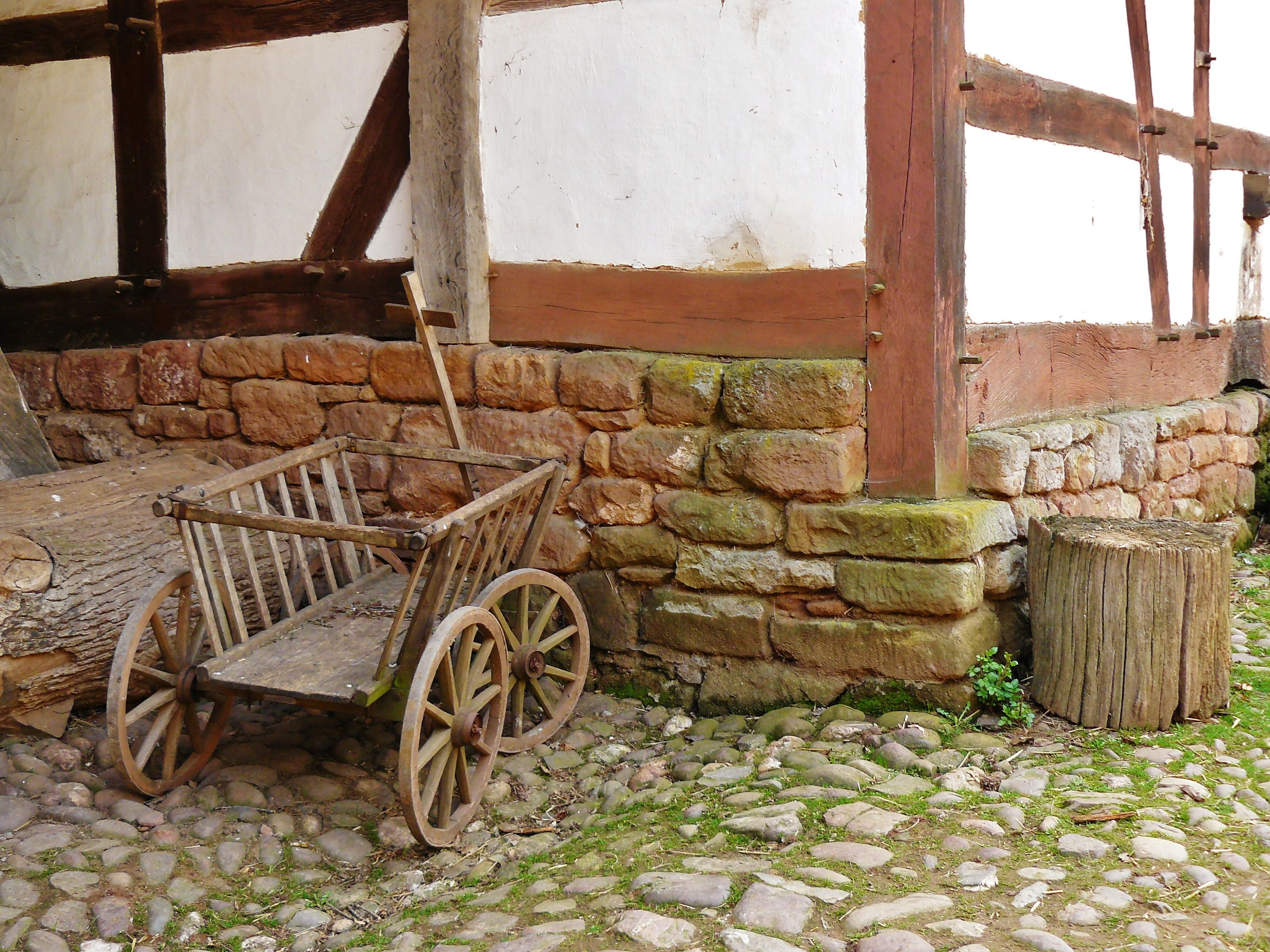 day, water trough, agriculture, kommern, trough, built structure, historically, wheel, wood - Material, eifel, outdoors, masonry, farm, way of life, hof, HD Wallpaper
