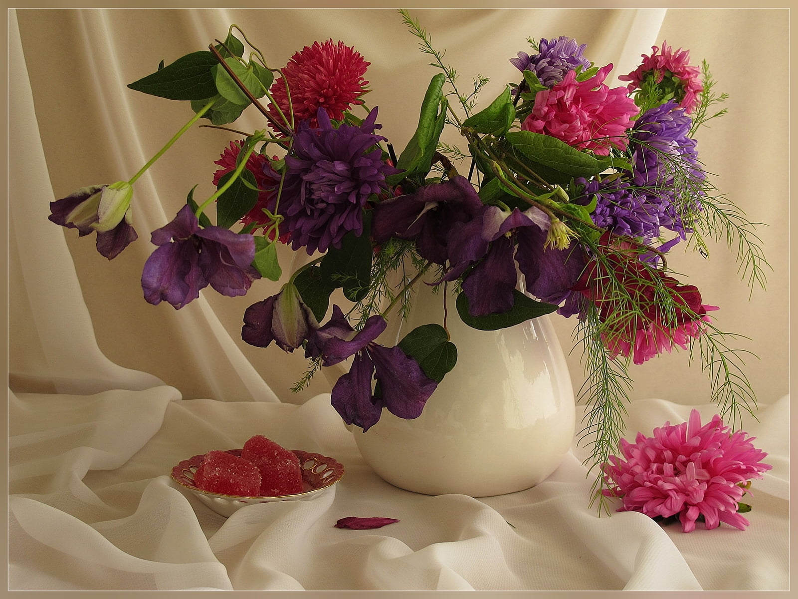 vase, still life, romance, bunch of flowers, arrangement, close-up, leaf, freshness, pink Color, lily, petal, dried, elegance, backgrounds, indoors, fruit jelly, HD Wallpaper