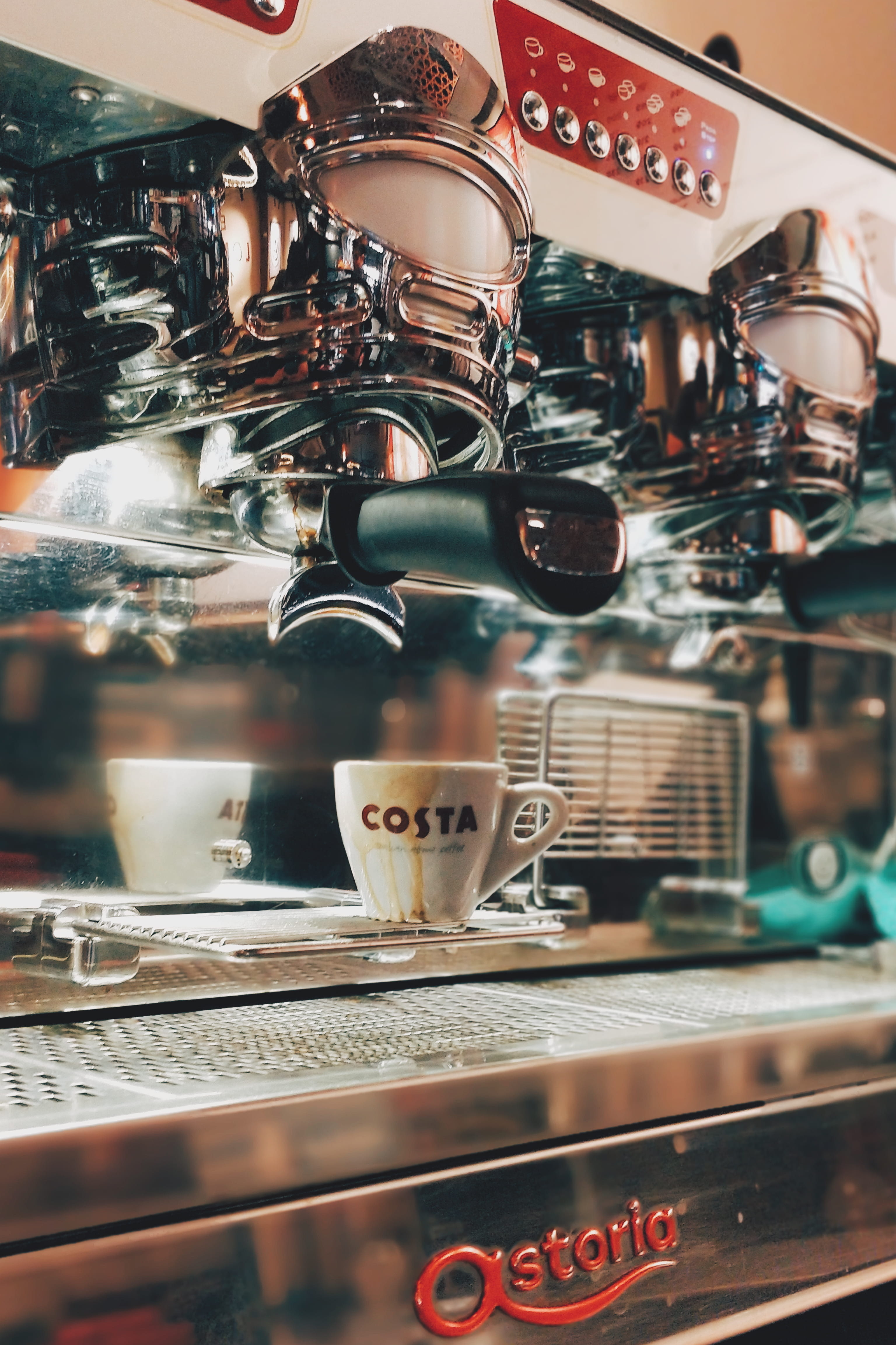 warm, espresso, freshness, espresso maker, coffee, costa, close-up, coffee - drink, red, indoors, green, coffee maker, 4K, silver, coffee shop, white, Phone HD Wallpaper