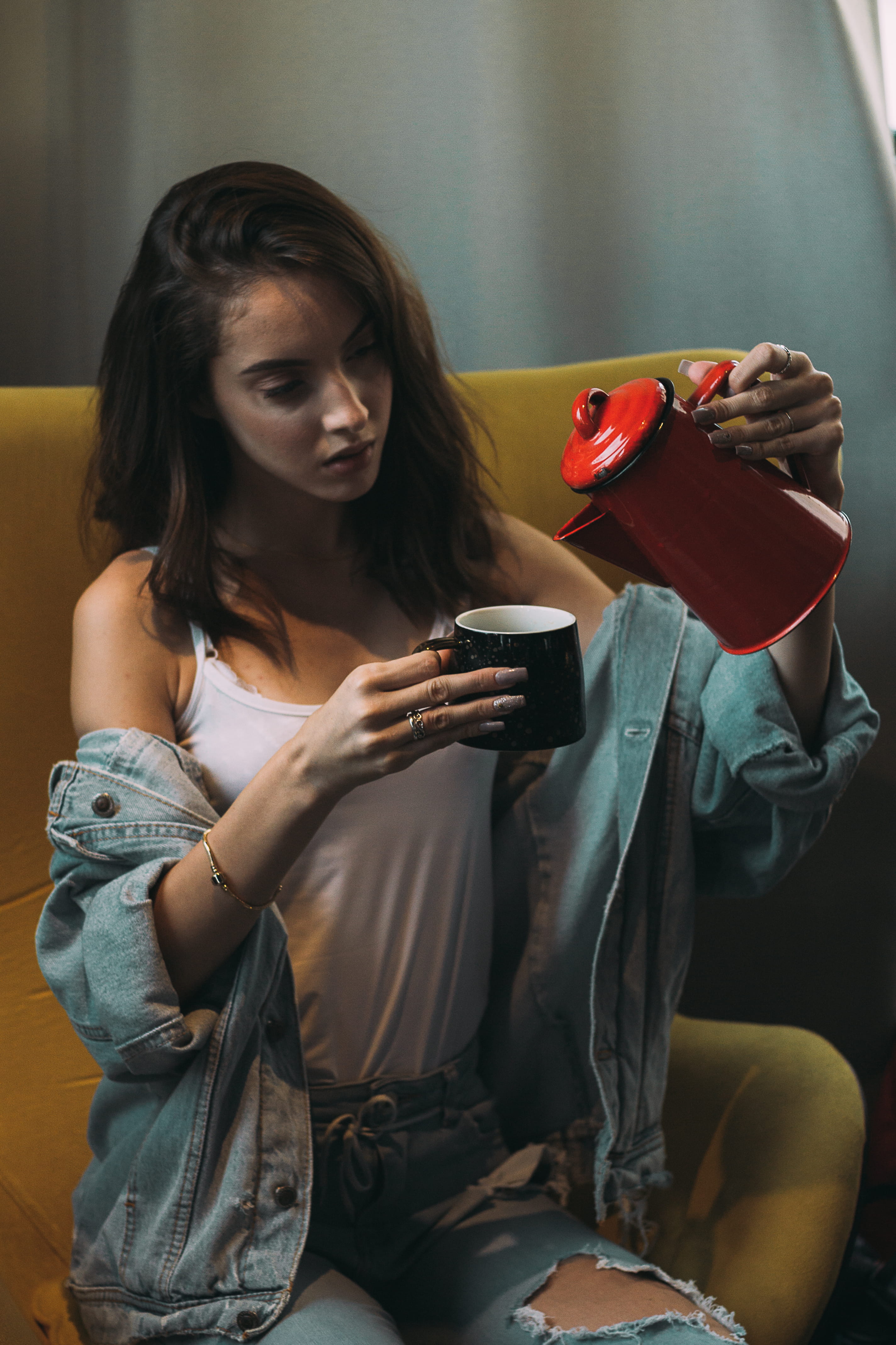 teeth, coffee shop, beverage, leisure, coffee, portable information device, denim jacket, telephone, portrait, laugh, wireless technology, mobile phone, Phone HD Wallpaper
