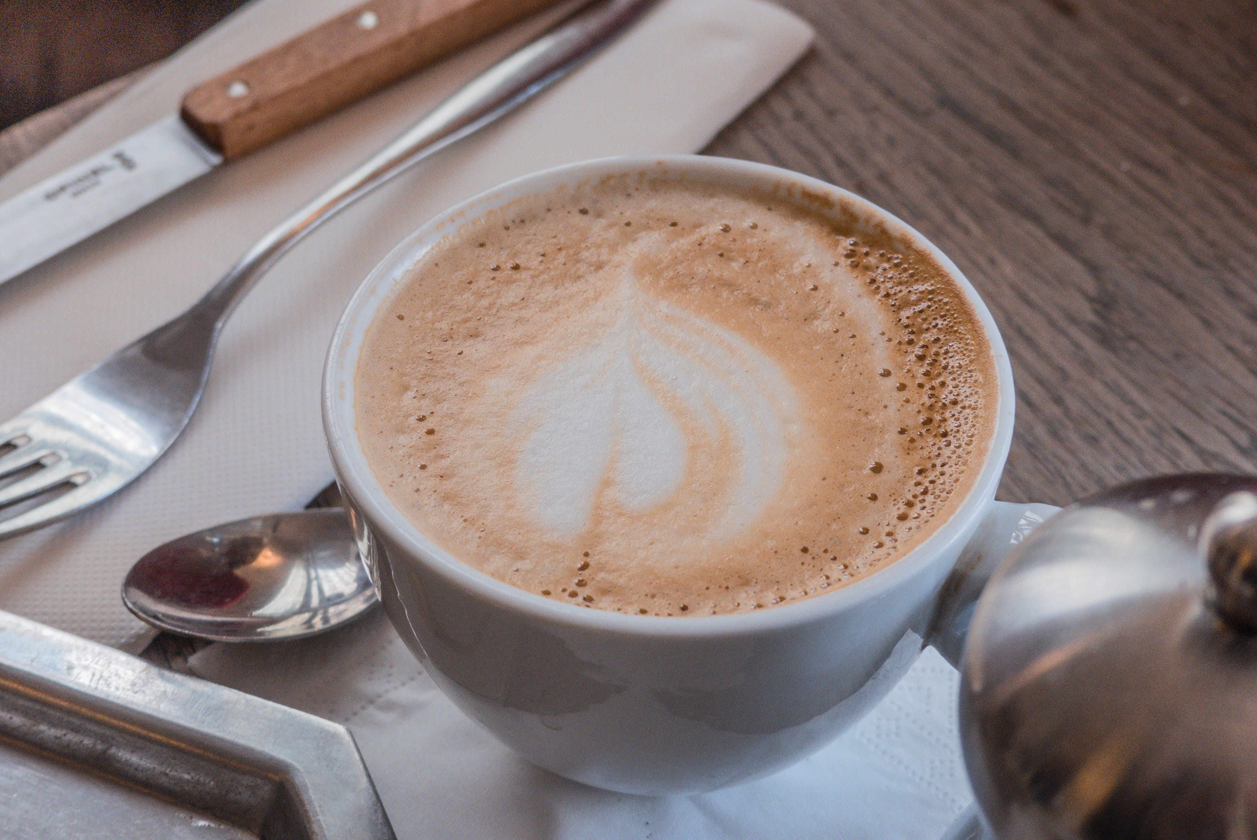seasons paris, frothy drink, hot drink, food and drink, heart, hd, breakfast, tray, cofee, love, eating utensil, still life, refreshment, coffee - drink, HD Wallpaper