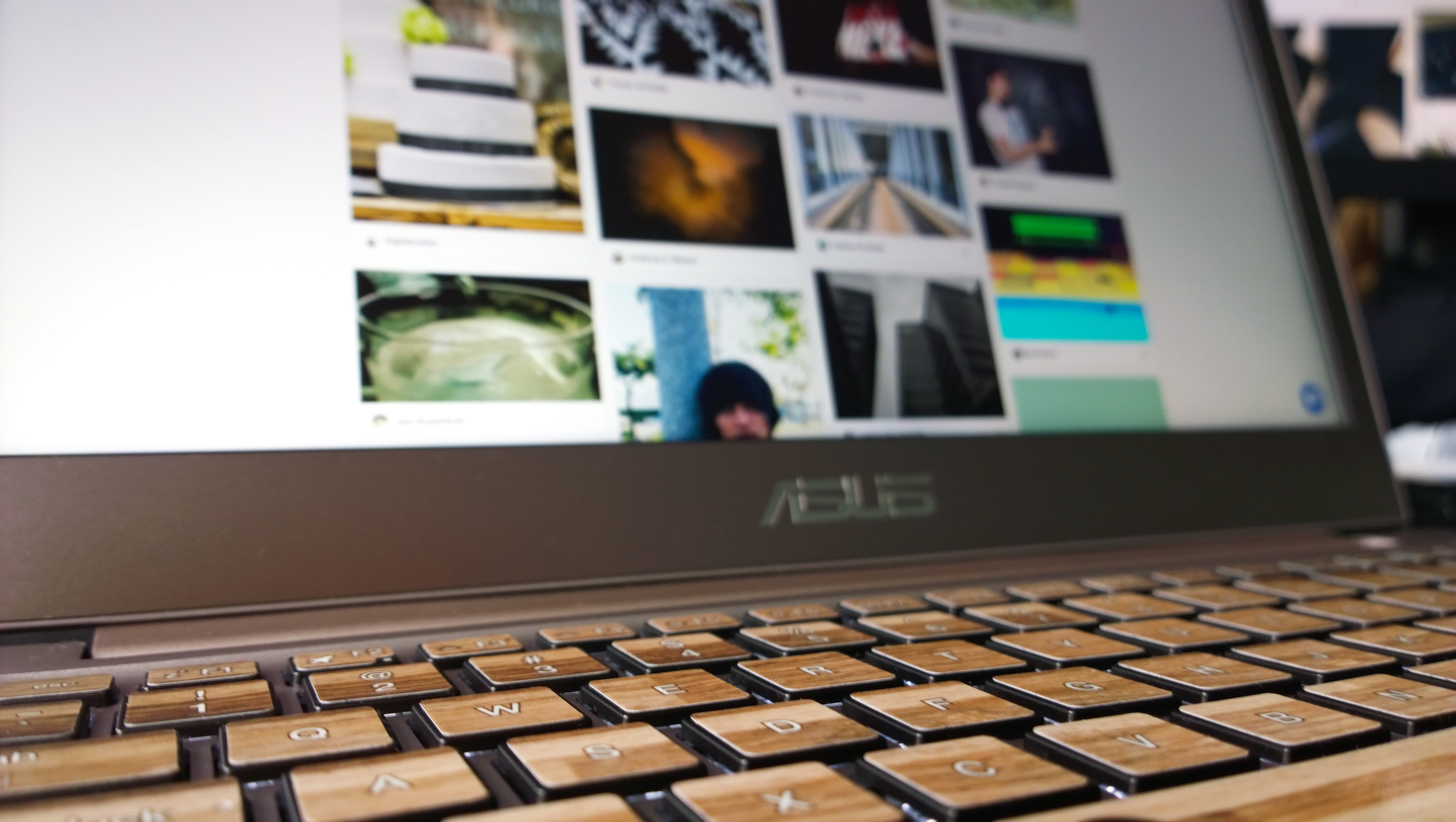 modern, people, table, close-up, computer monitor, computer equipment, laptop, internet, wireless technology, office, computer, keyboard, public domain images, HD Wallpaper