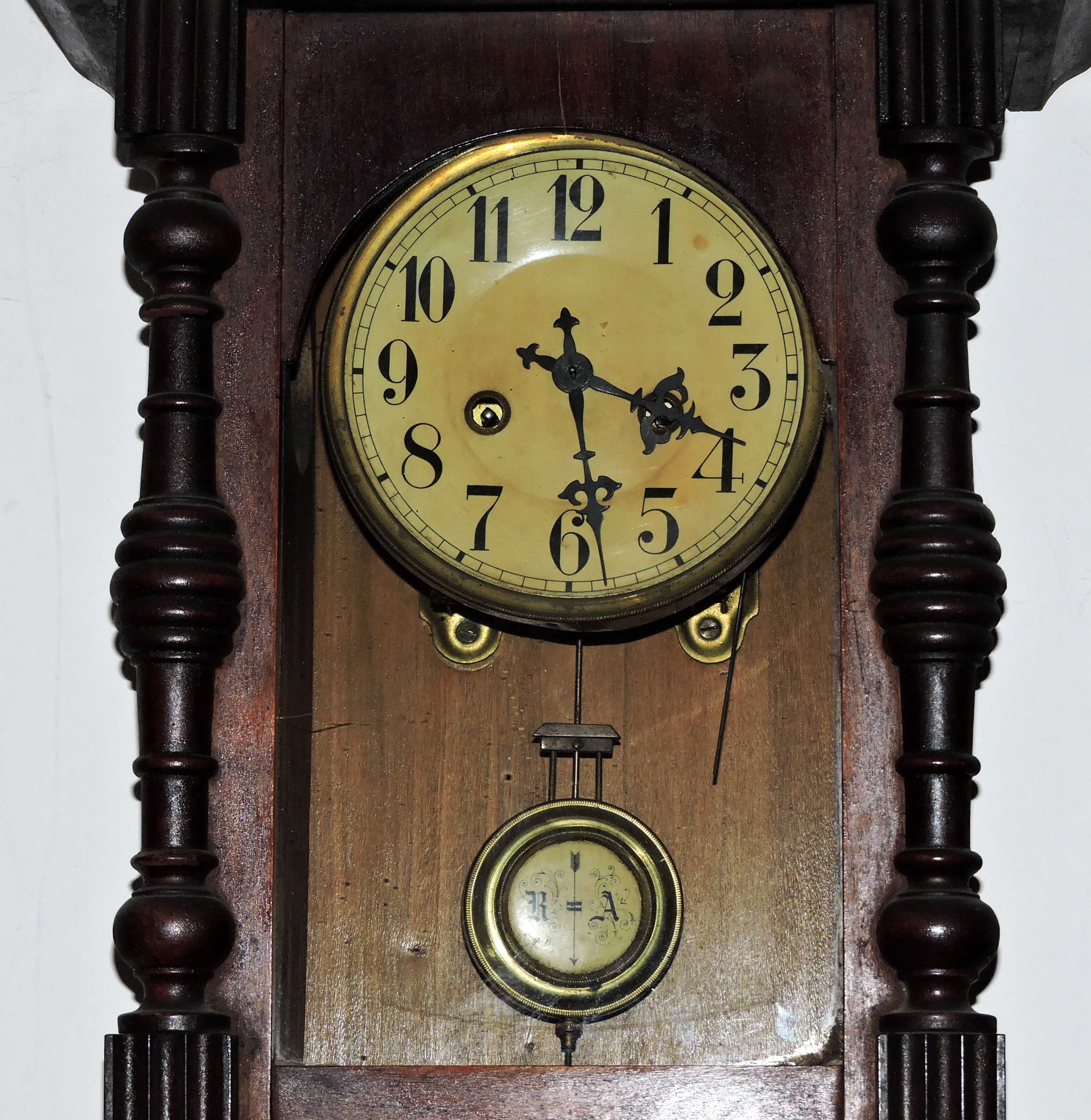 timetable, time, no people, clock, old, hour hand, number, minute hand, ancient, wall - building feature, wood - material, instrument of time, 2K, watch, Phone HD Wallpaper