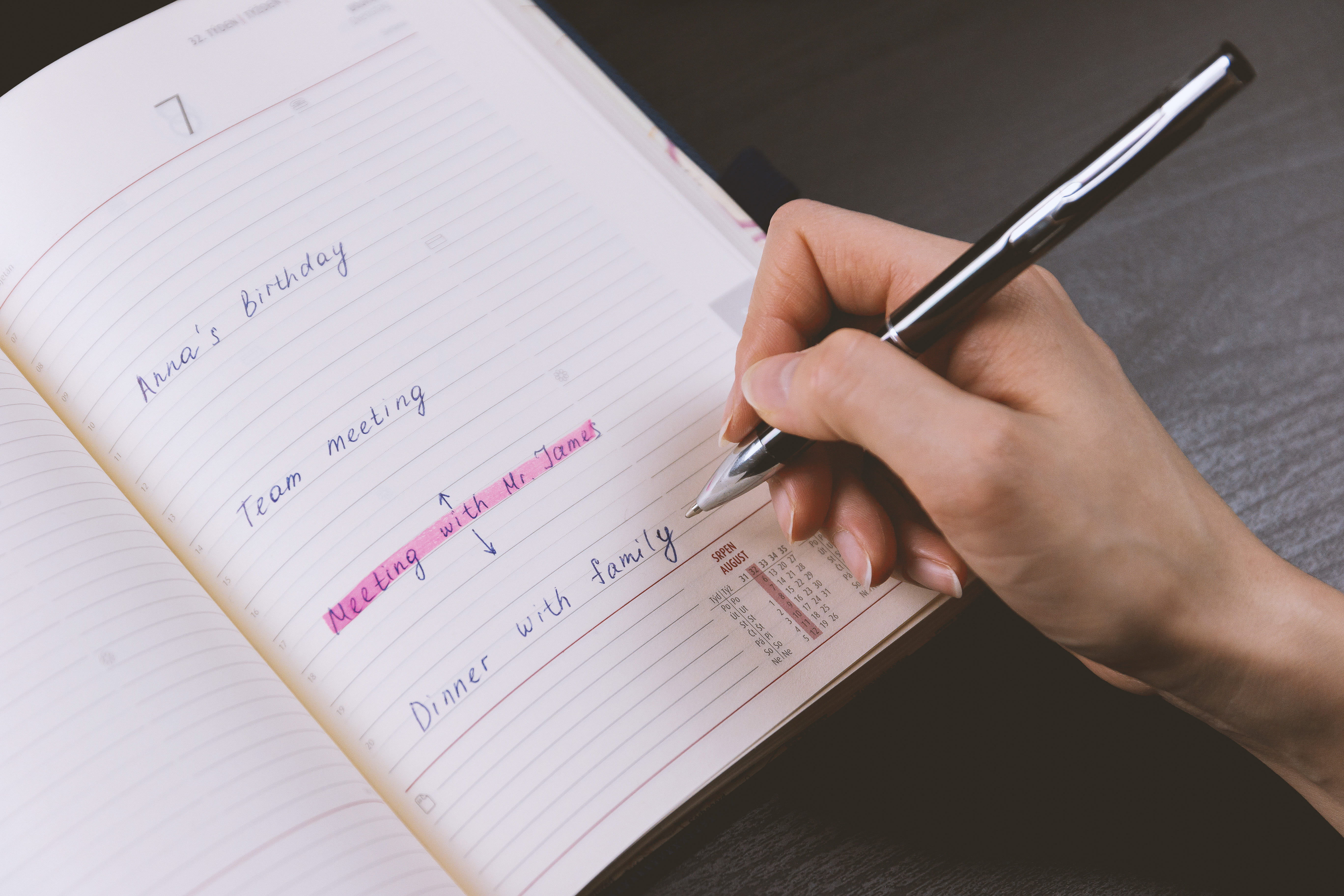 publication, 5K, s, real people, human body part, human hand, writing, plan, paper, handwriting, studying, hand, book, indoors, note pad, lifestyles, home, HD Wallpaper