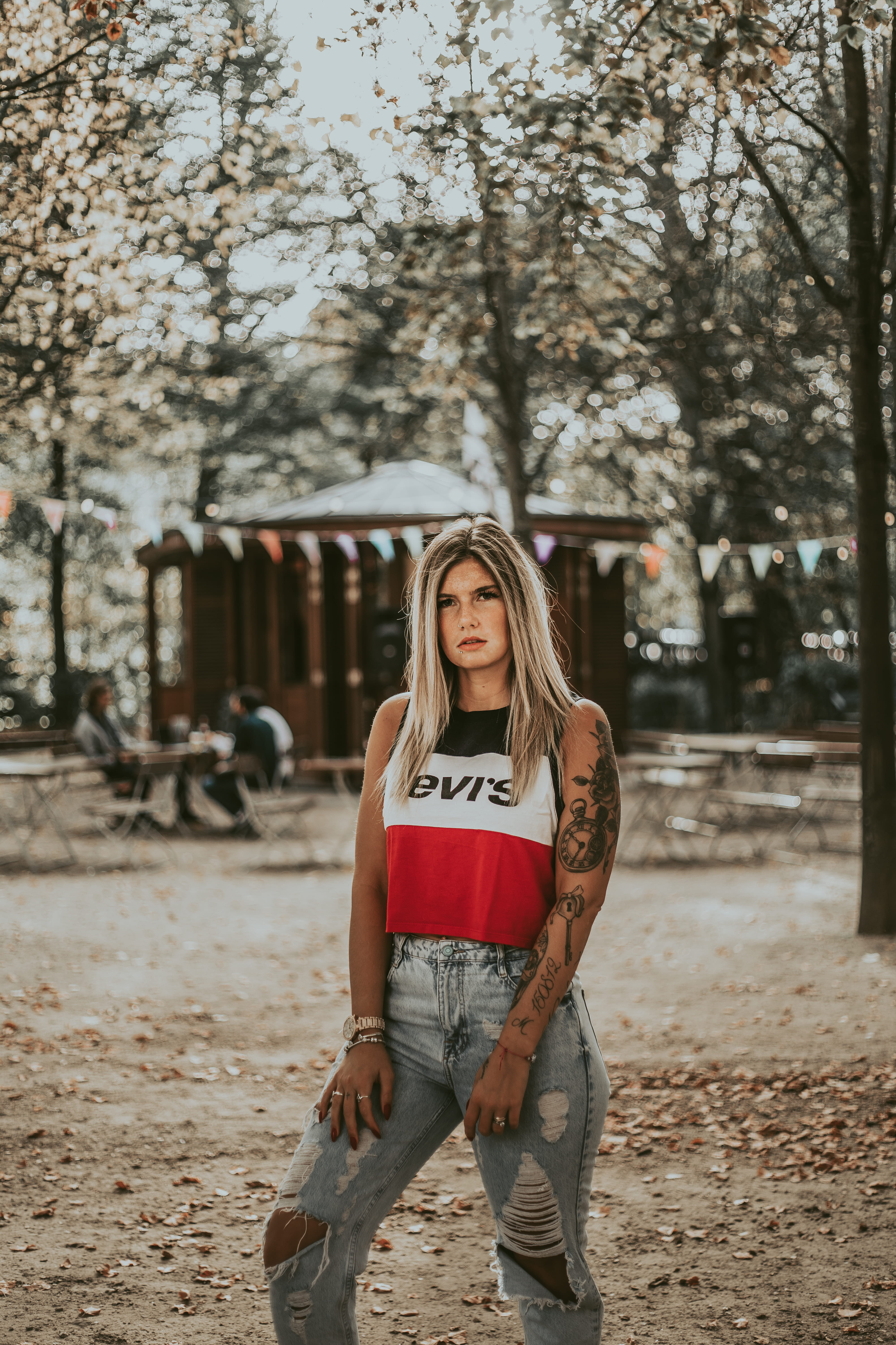5K, full length, jeans, shorts, lifestyles, hairstyle, woman, apparel, nature, hair, young adult, focus on foreground, outdoors, real people, boot, gown, Phone HD Wallpaper