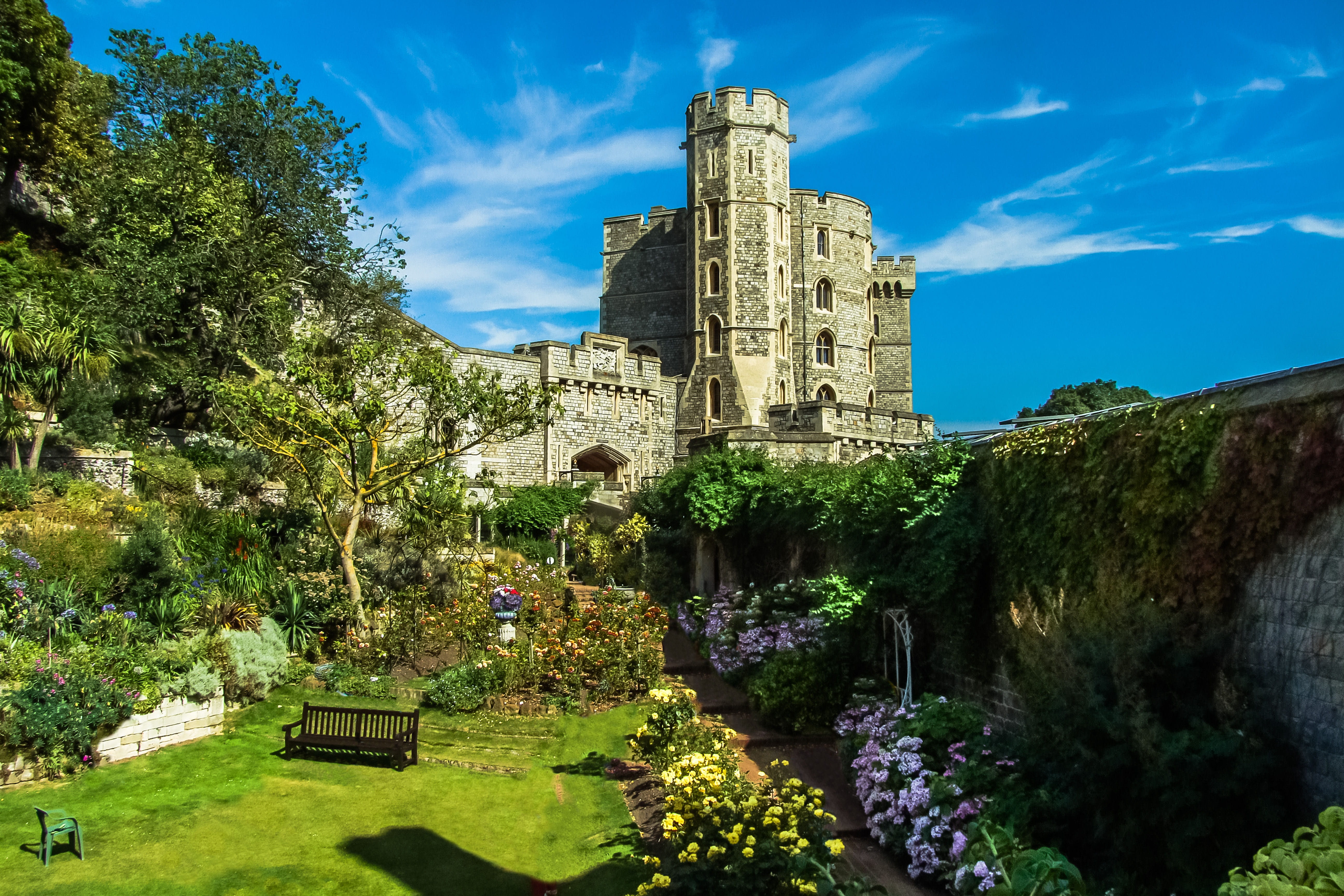 concrete, windsor, history, 5K, religion, monument, ancient civilization, nature, built structure, building exterior, old ruin, the past, daytime, growth, HD Wallpaper