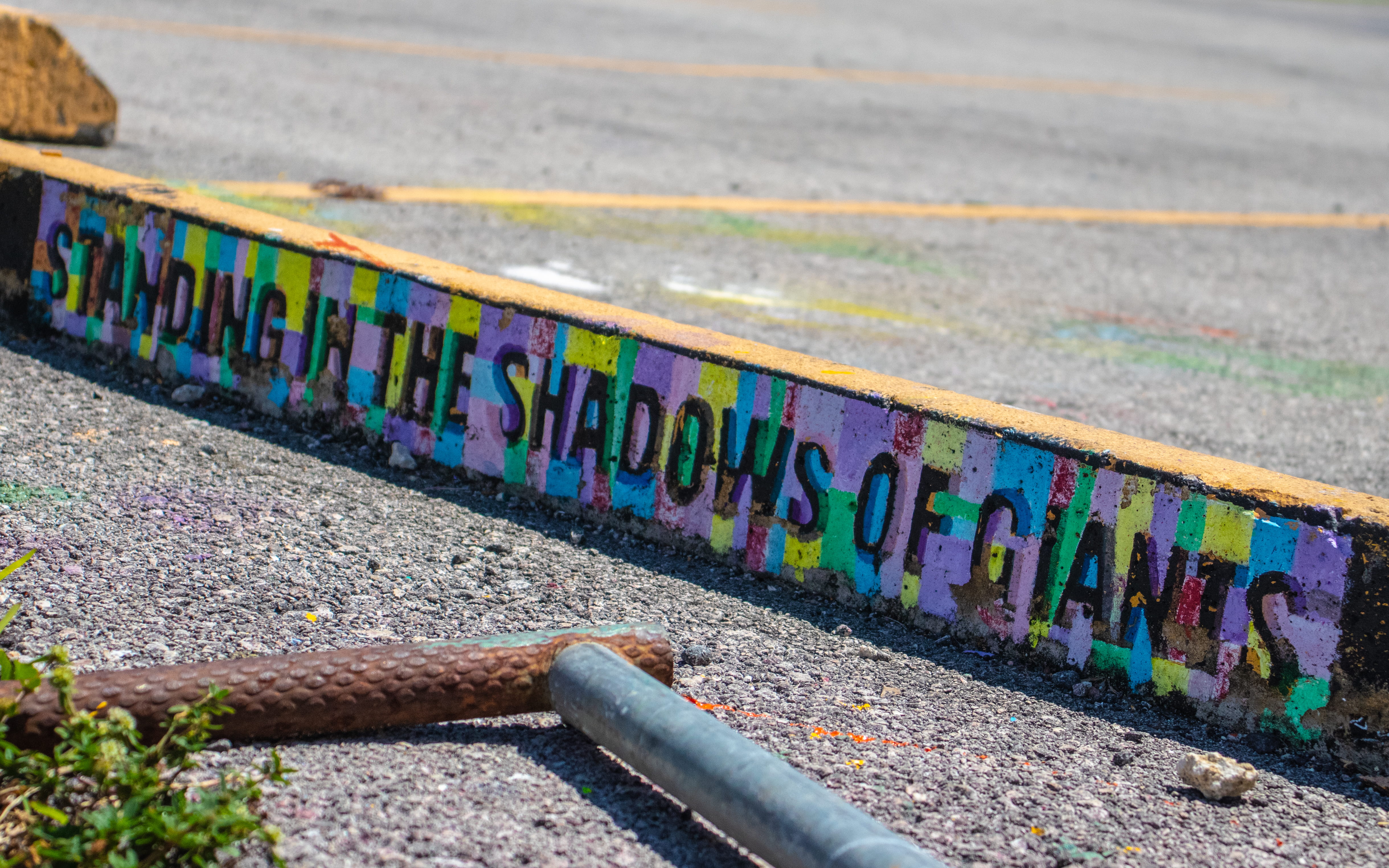 wynwood, road marking, tarmac, high angle view, banner, transportation, word, marking, city, concrete, brown, vehicle, nature, beside, united state, green, HD Wallpaper