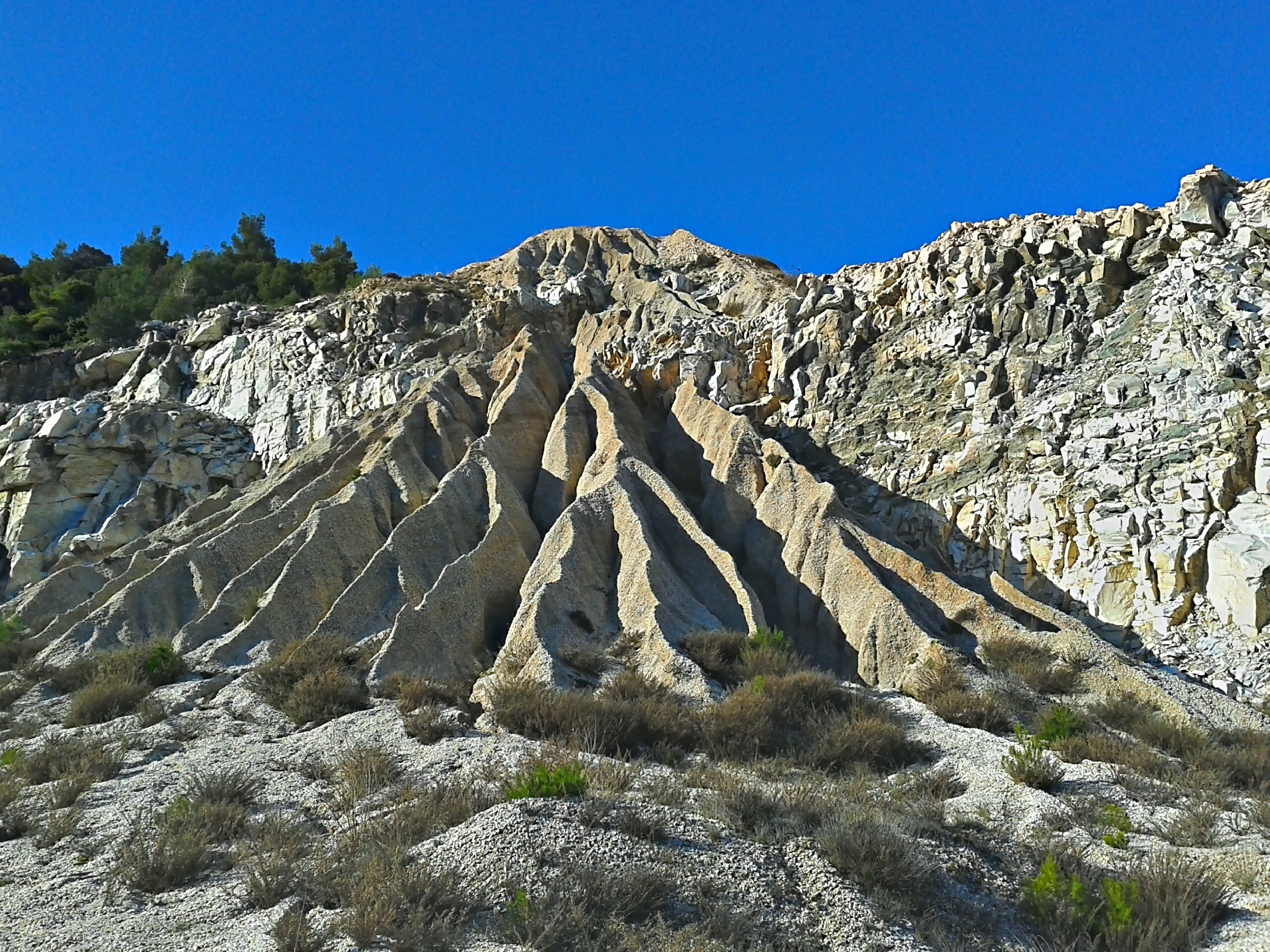 eroded, formation, rock - Object, beauty in nature, geology, natural formations, water marks, tranquility, 2K, landscape, clear sky, outdoors, nature, HD Wallpaper