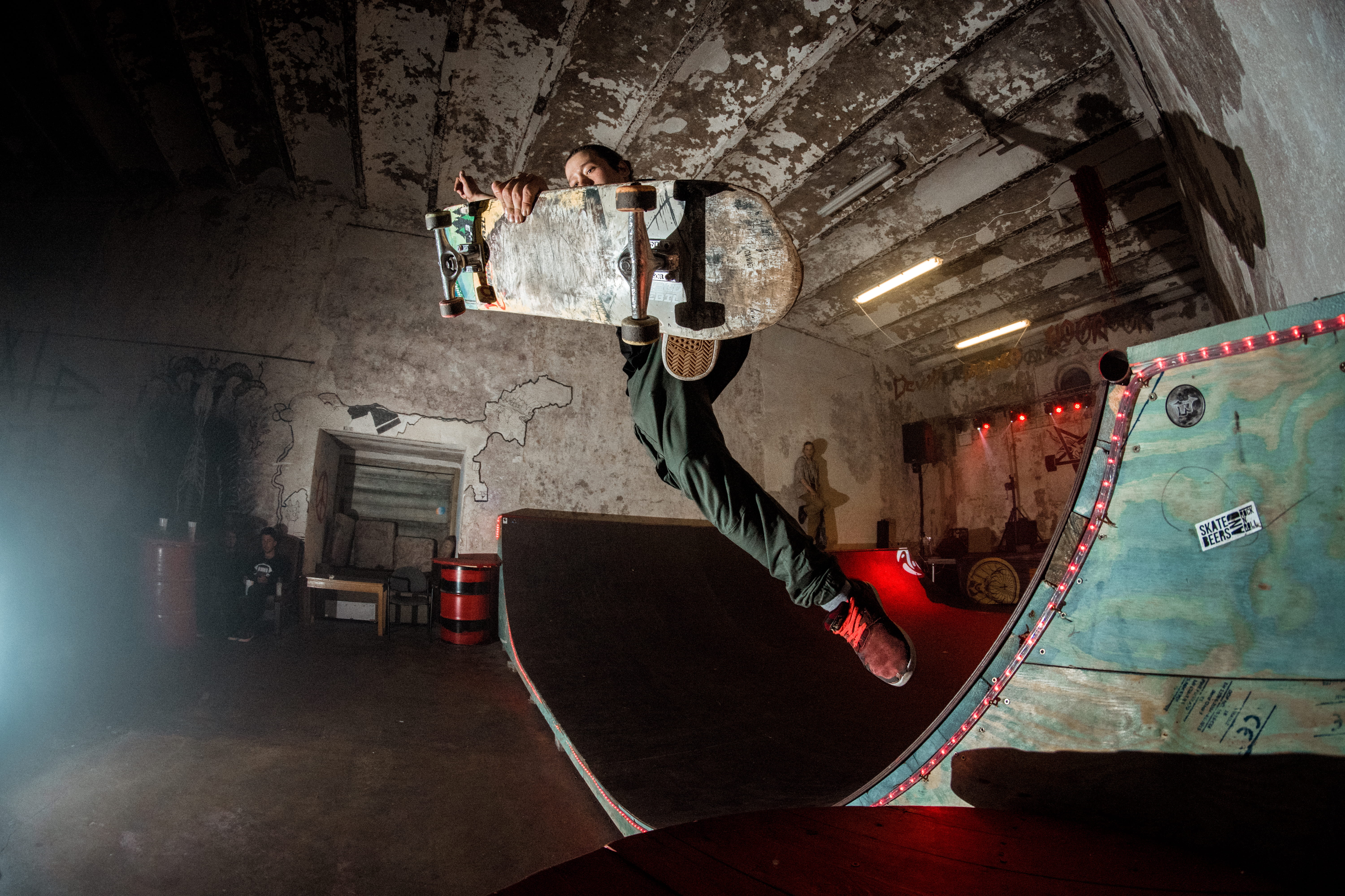 arts culture and entertainment, holding, wood, 5K, flooring, skateboarding, wall - building feature, miniramp, apparel, graffiti, ramp, style, jumping, HD Wallpaper
