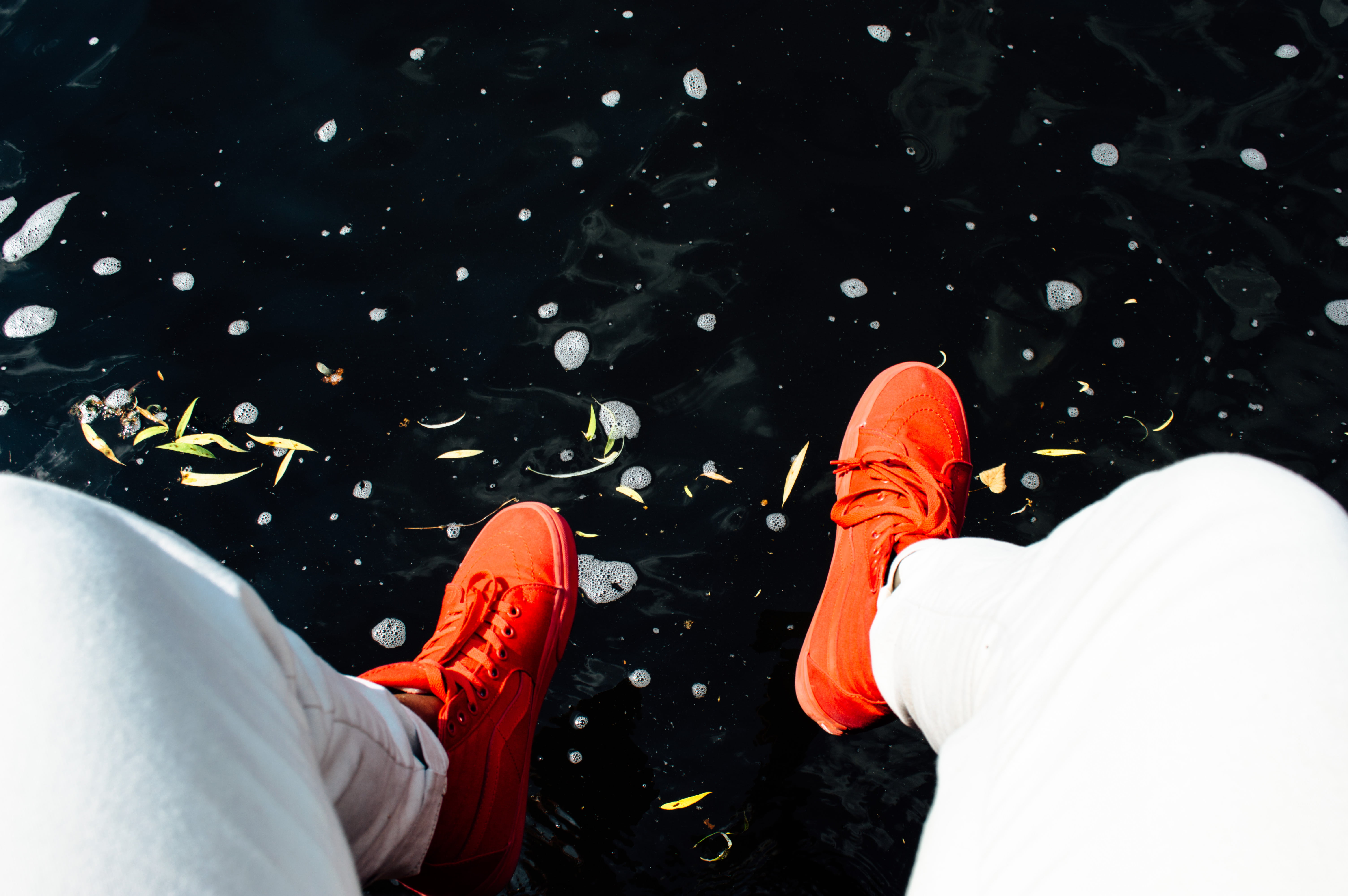 shoe, orange, lake, unrecognizable person, human body part, low section, lifestyles, rubber shoes, shoes, person, people, human leg, day, water, bubbles, HD Wallpaper