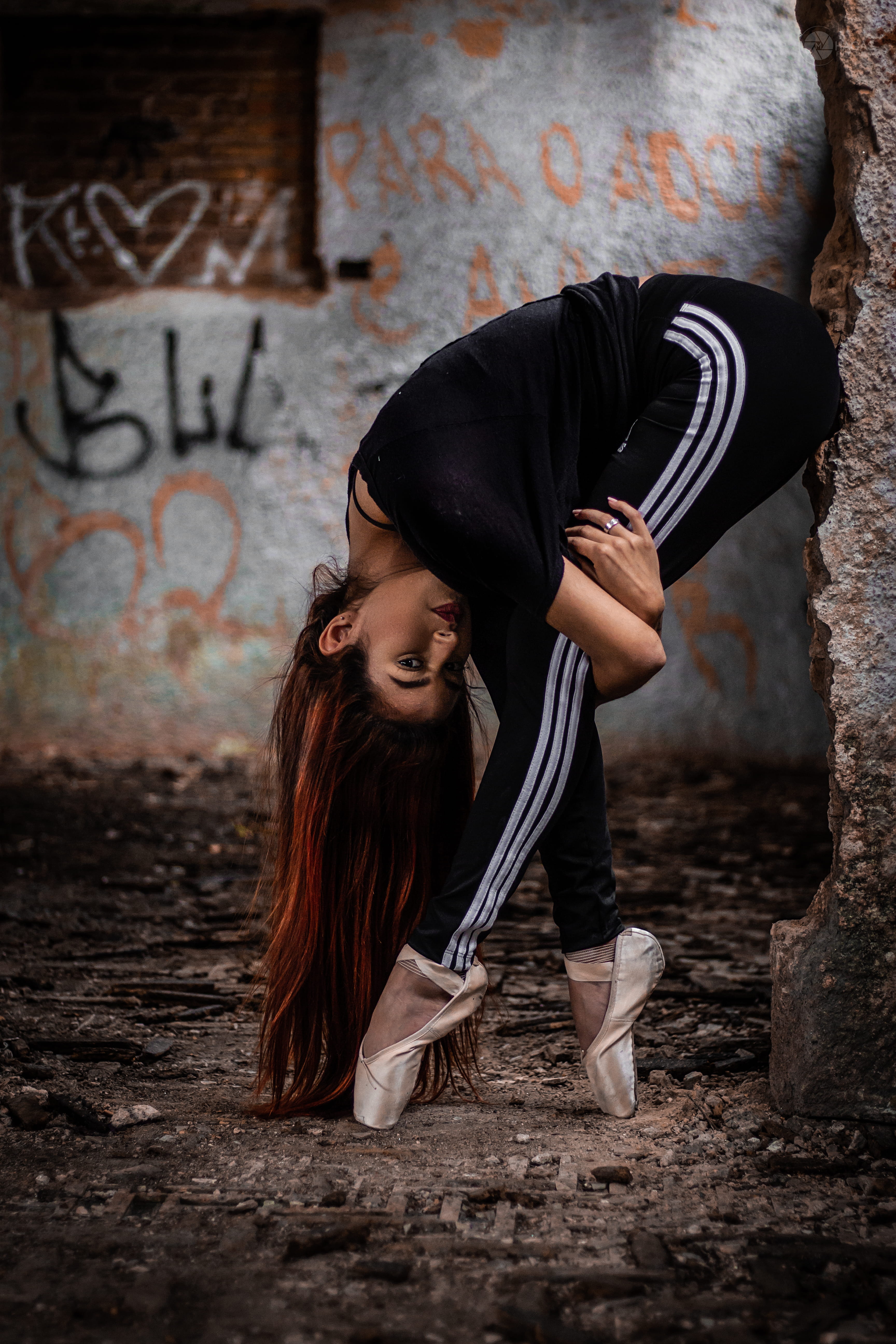woman, human arm, messy, posture, 5K, arms raised, wall - building feature, person, leisure activity, hair, portrait, lifestyles, child, ballet dancer, Phone HD Wallpaper