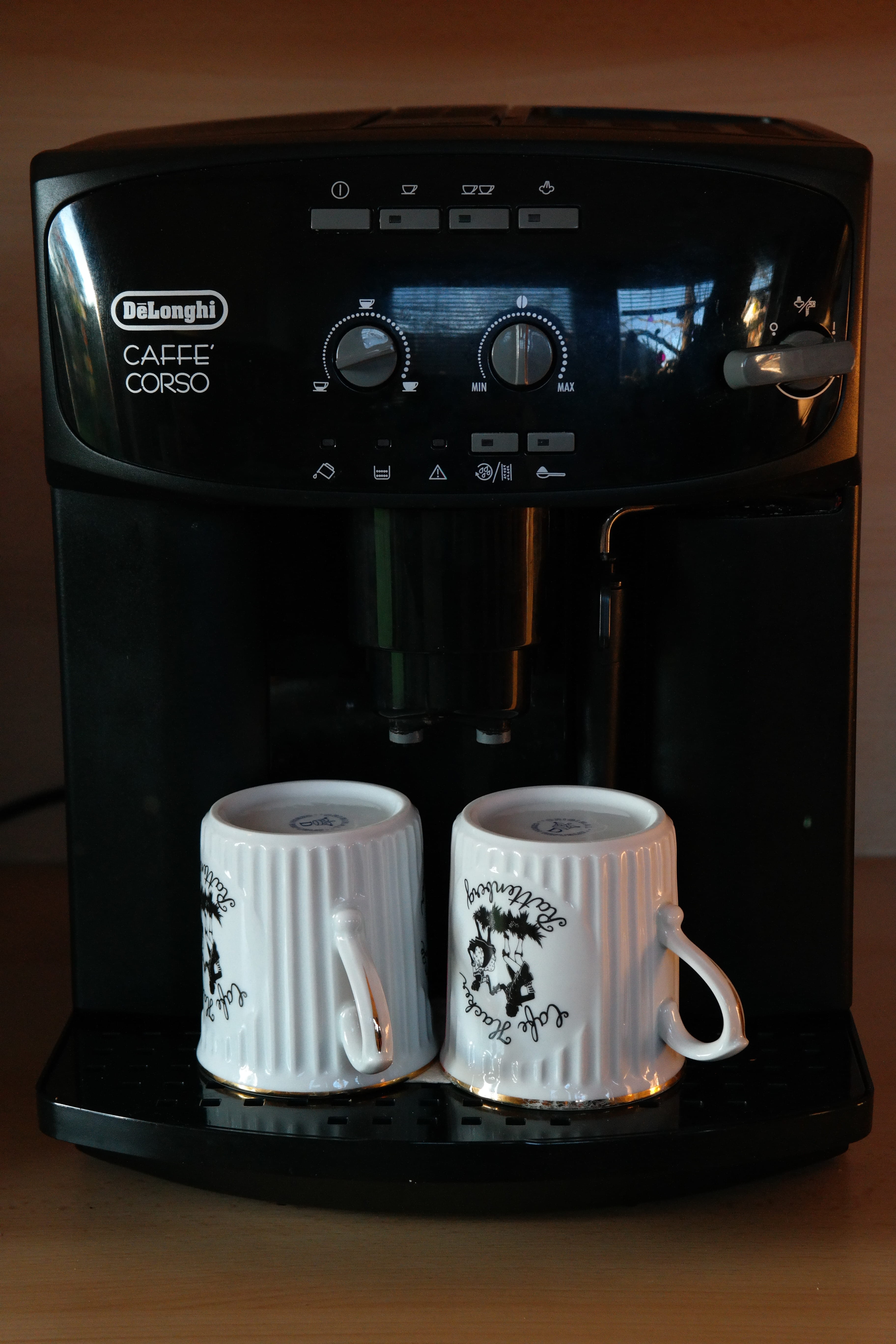 mug, Coffee Maker, machinery, drink, delonghi, black, mugs, kitchen utensil, coffeemaker, crockery, machine, still life, coffee Cup, no people, close-up, Phone HD Wallpaper
