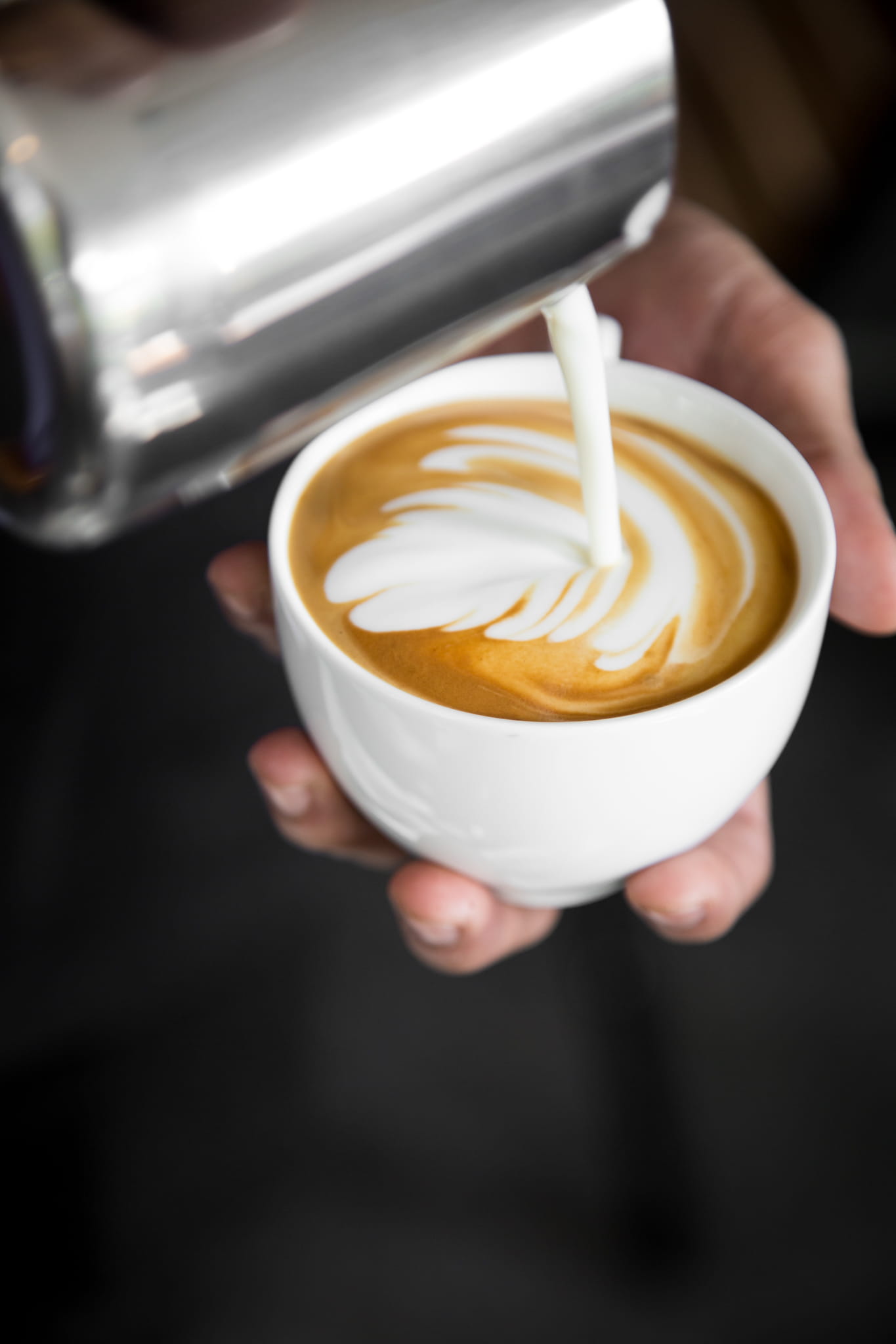 focus on foreground, coffee - drink, cup of coffee, cappuccino, coffee, froth art, latte, refreshment, caffeine, beverage, one person, mug, white, cup, Phone HD Wallpaper