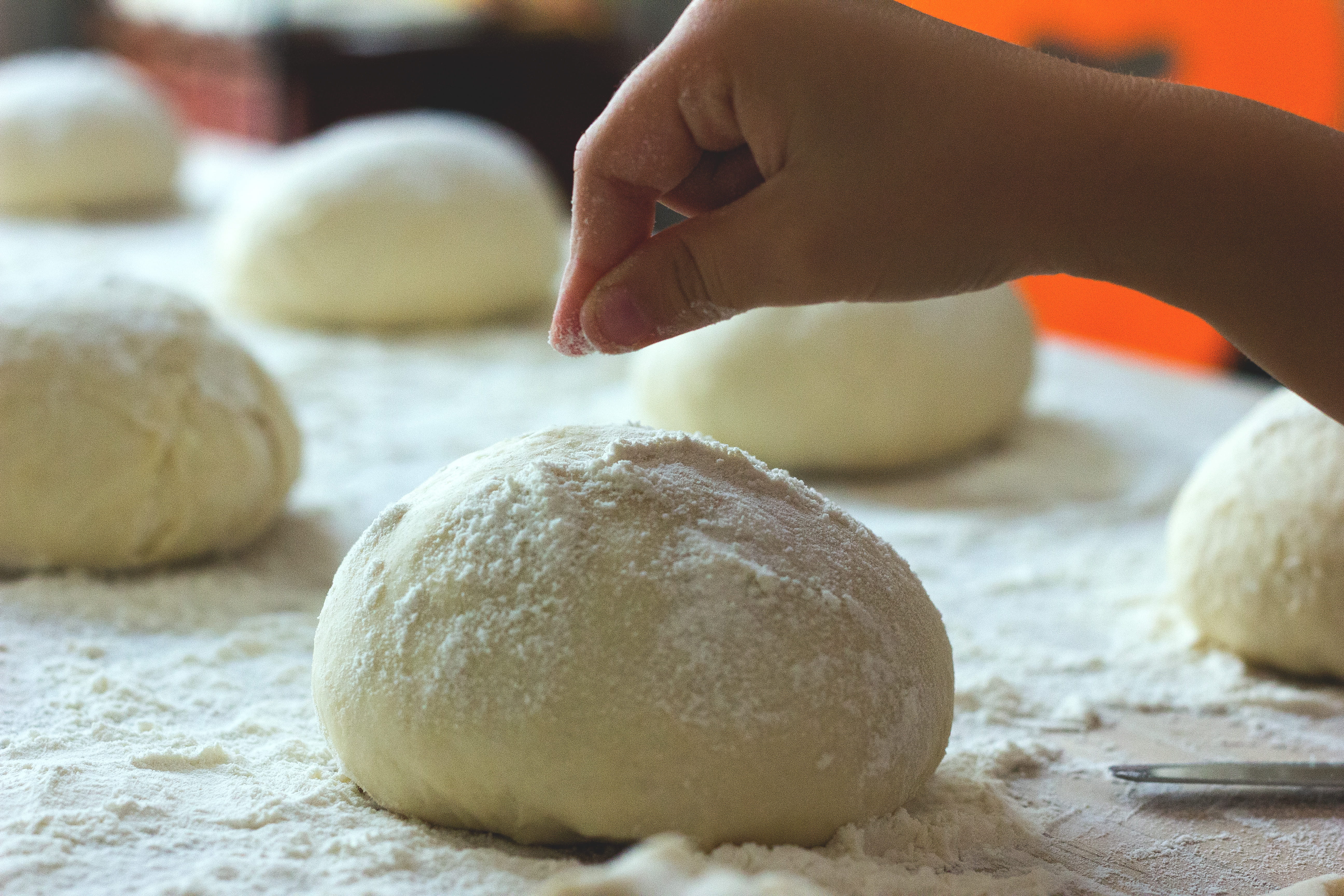 baking bread, italia, flour, preparing food, making, 5K, italy, human body part, hand, finger, pizza dough, italian food, food, focus on foreground, human hand, HD Wallpaper